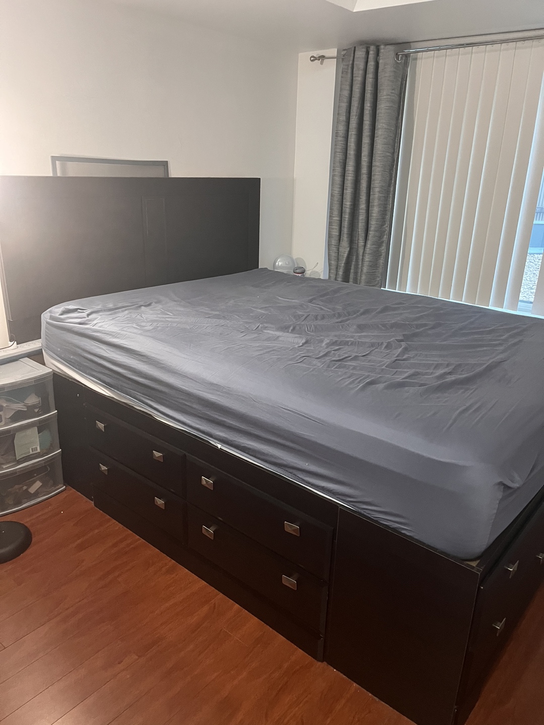 Queen Bed - photo 2