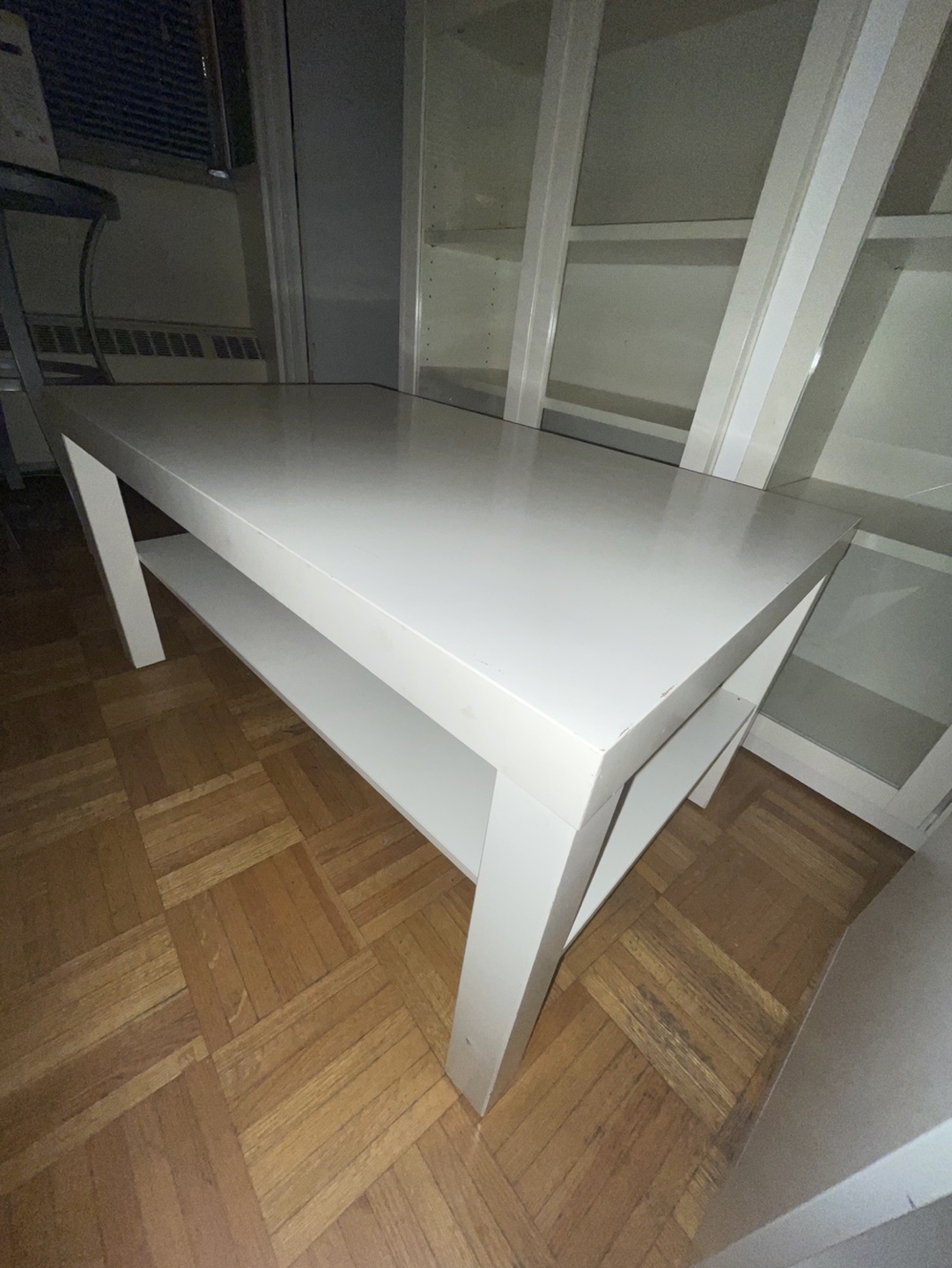 Table and bottom shelf thumbnail
