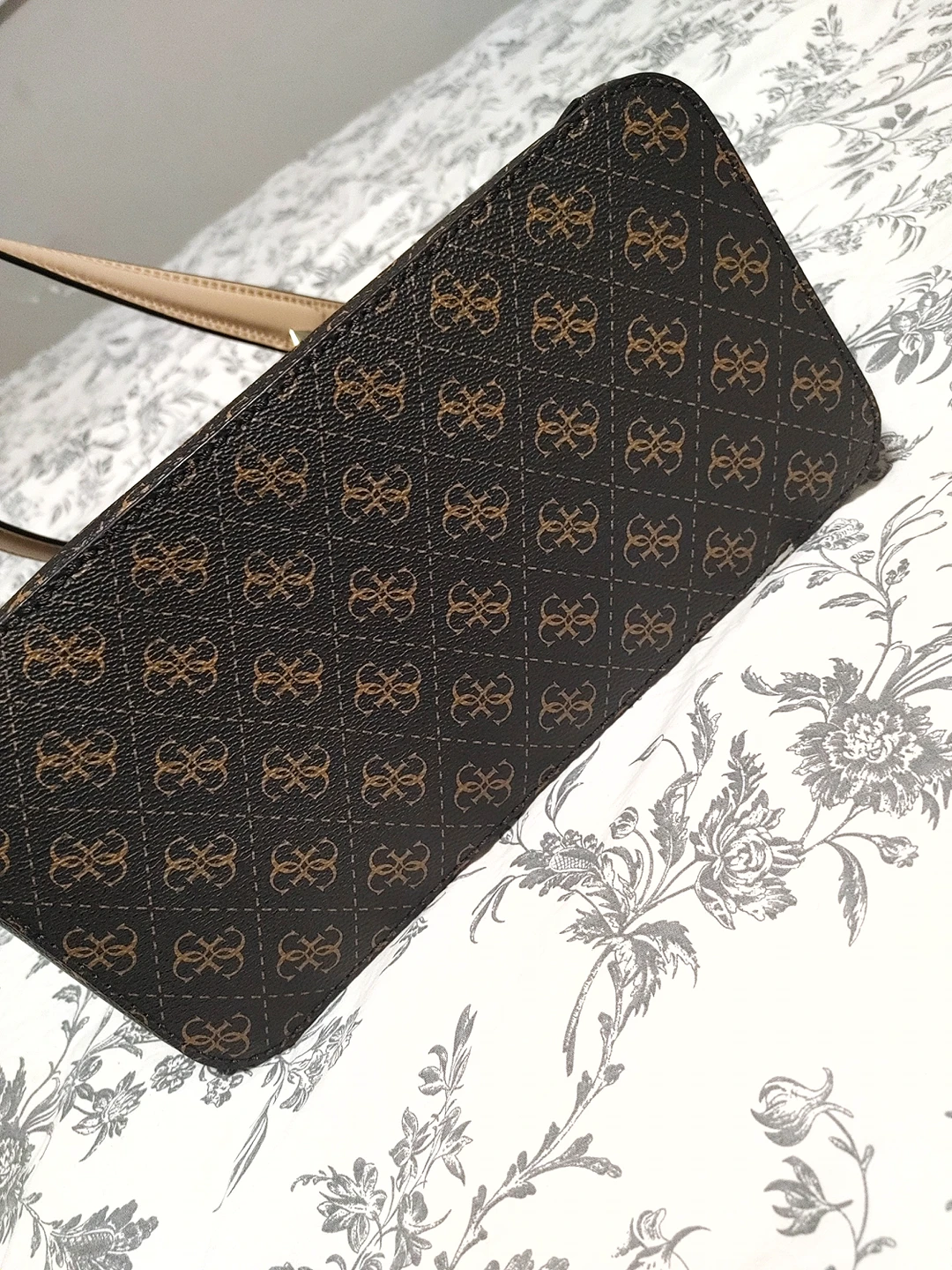 guess purse - photo 2