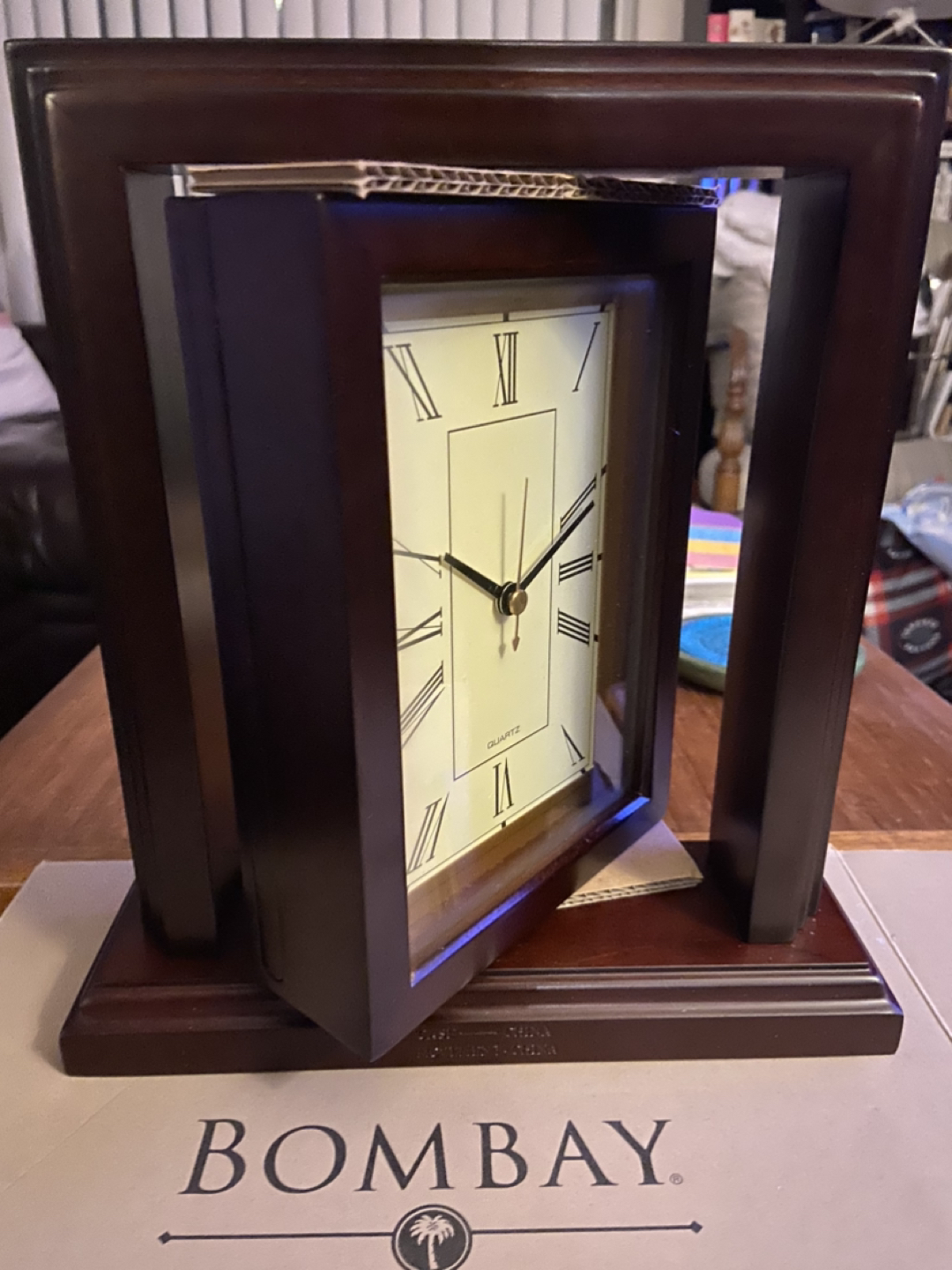 Bombay Company Rotating Picture Frame Clock image indicator(2)