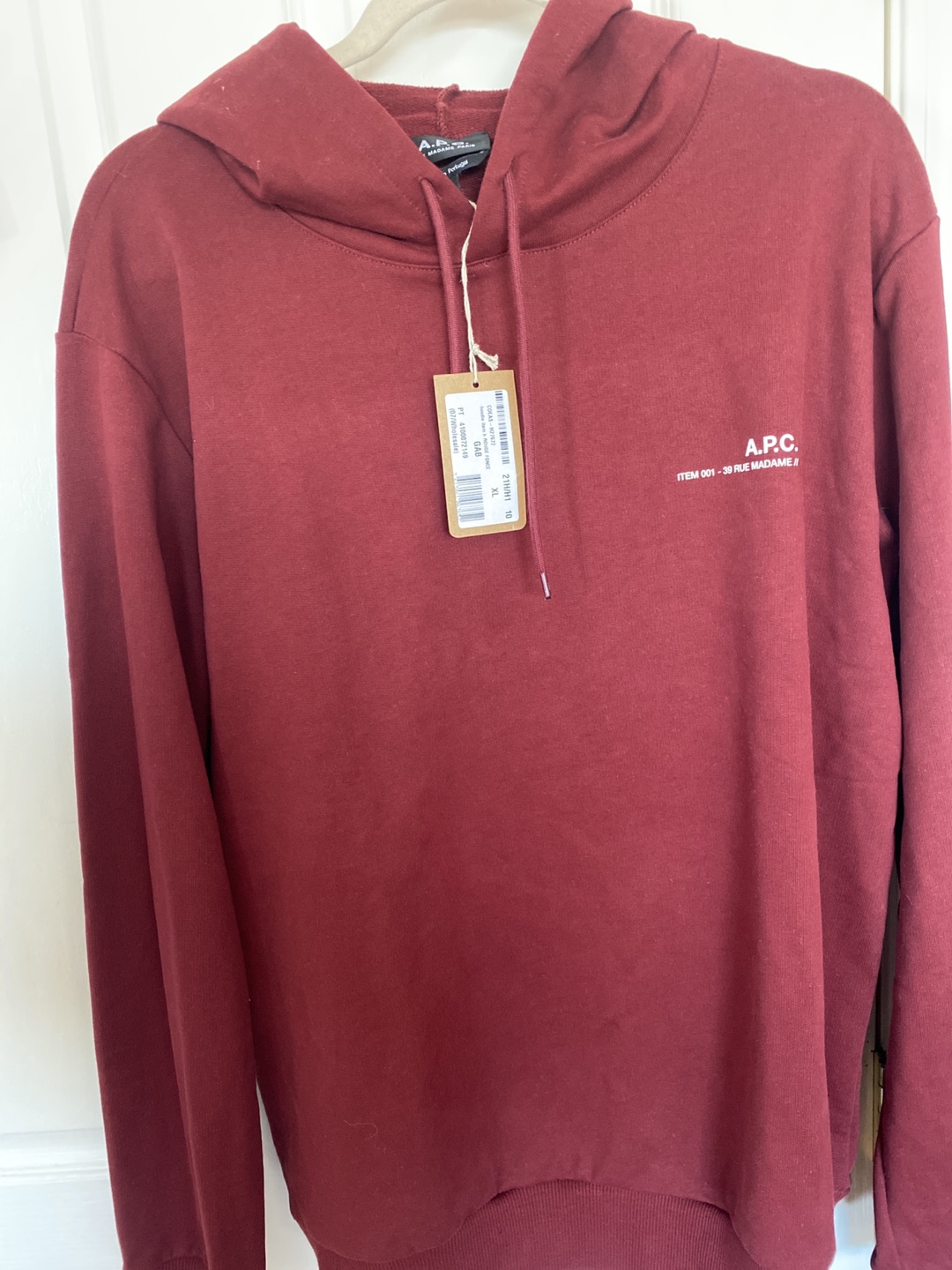 Brand new A.P.C hoodie and shorts burgundy - photo 2