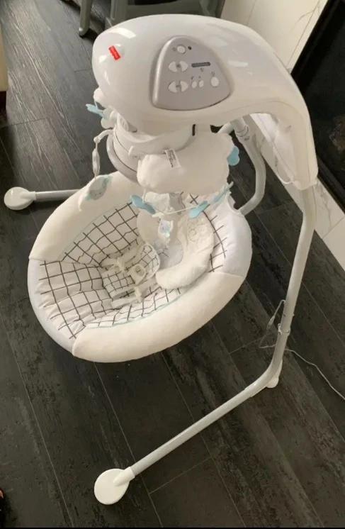 fisher price swing - photo 2