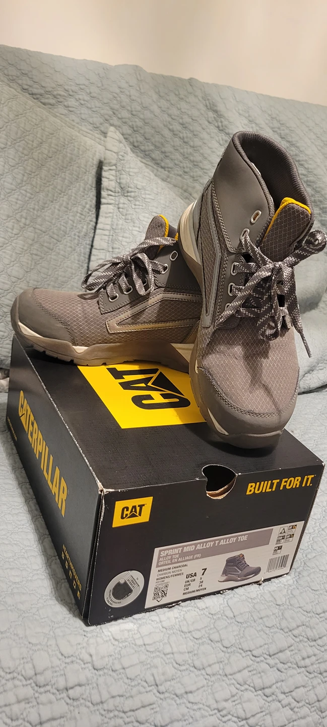 Work Safety Shoes CAT thumbnail
