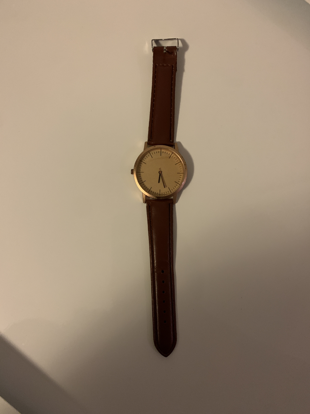 Free women’s watch thumbnail