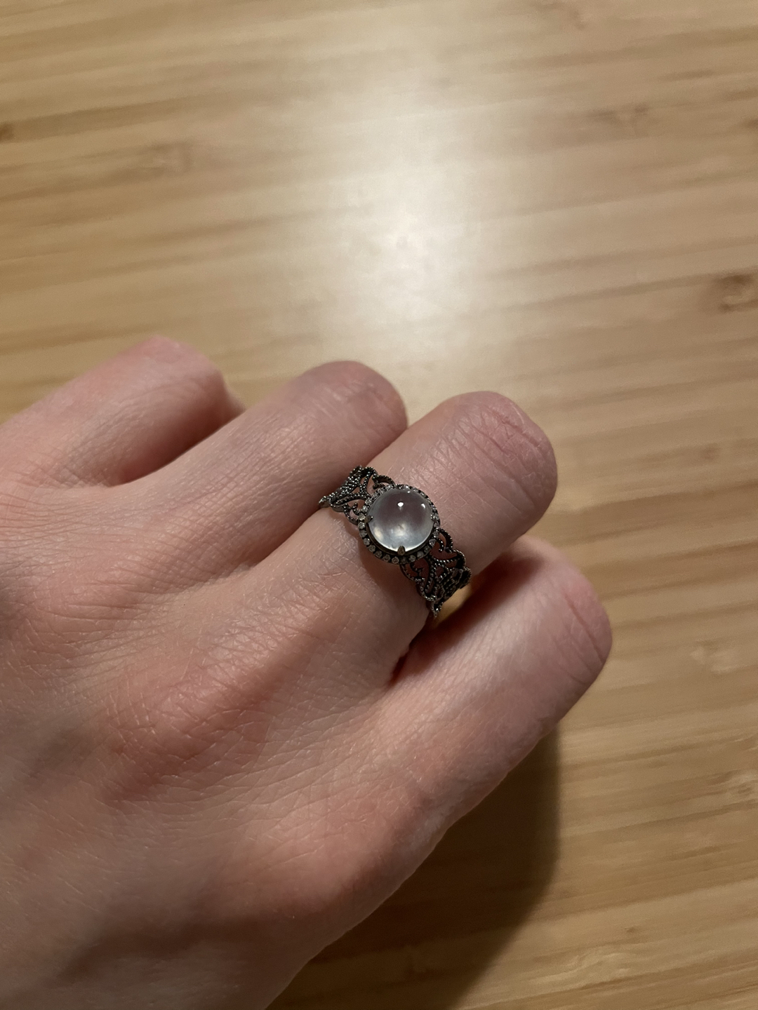 Vintage Ring - Colored white Gold + Jade Stone