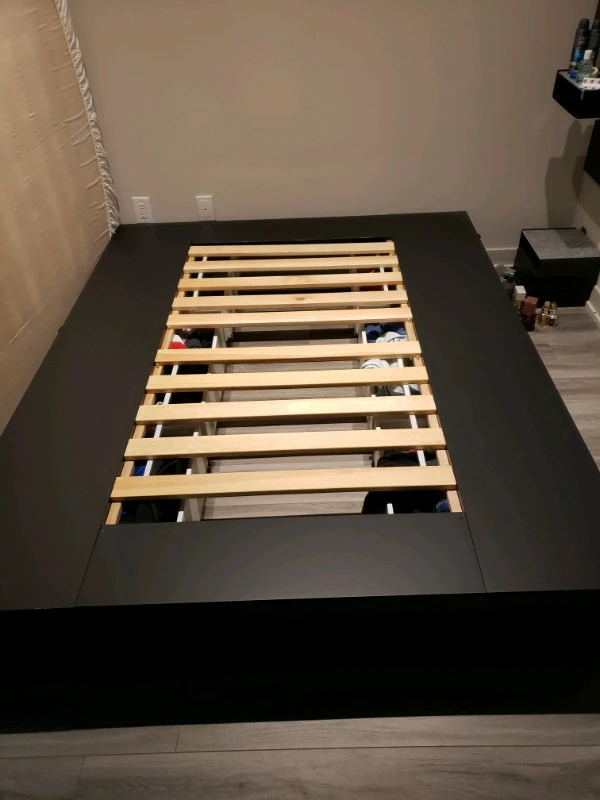 queen bedframe and headboard with storage - photo 2