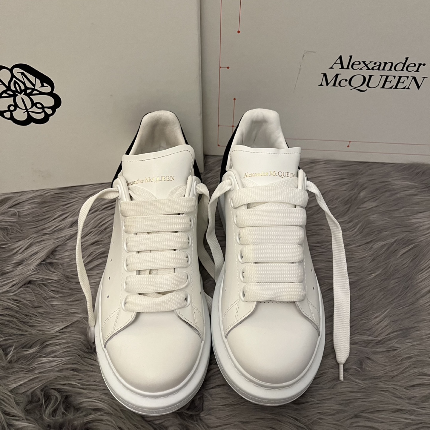 Alexander McQueen Sneakers - photo 3
