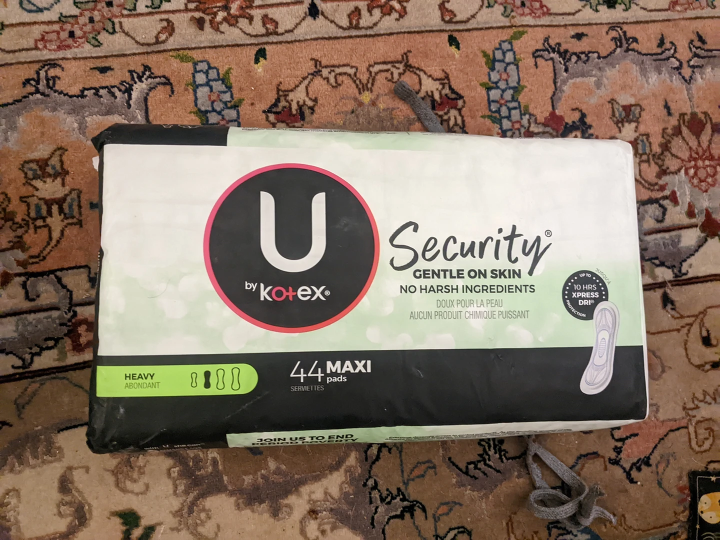 Unopened feminine products. - photo 2