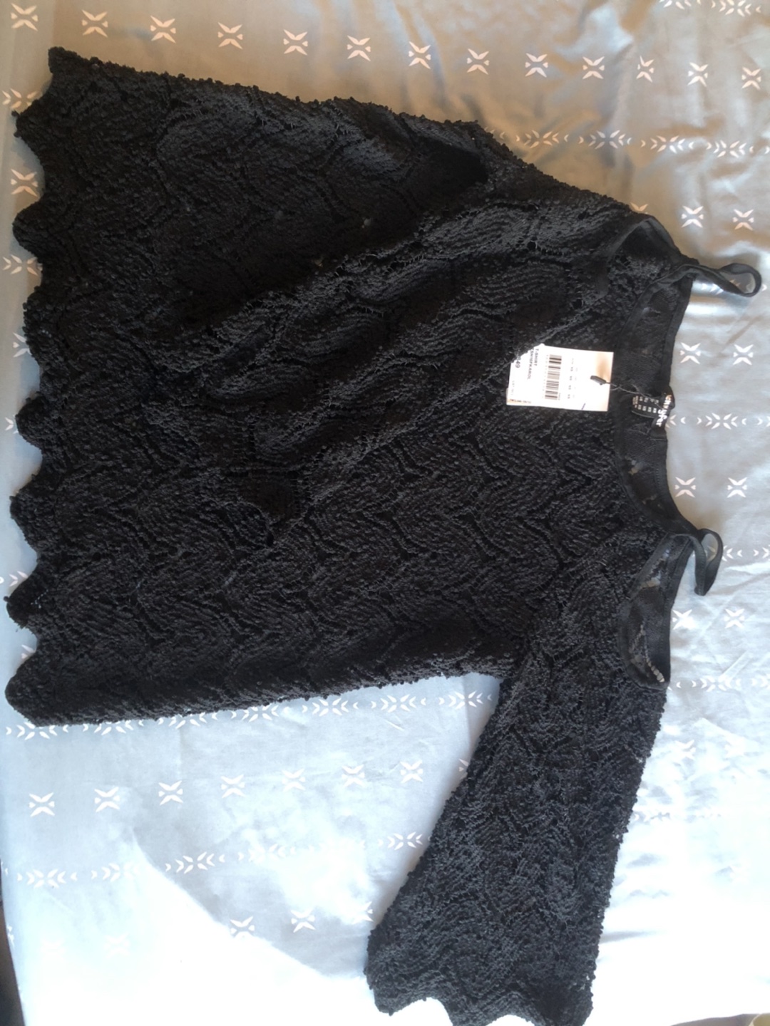Off-shoulder Jennyfer sheer lace top thumbnail