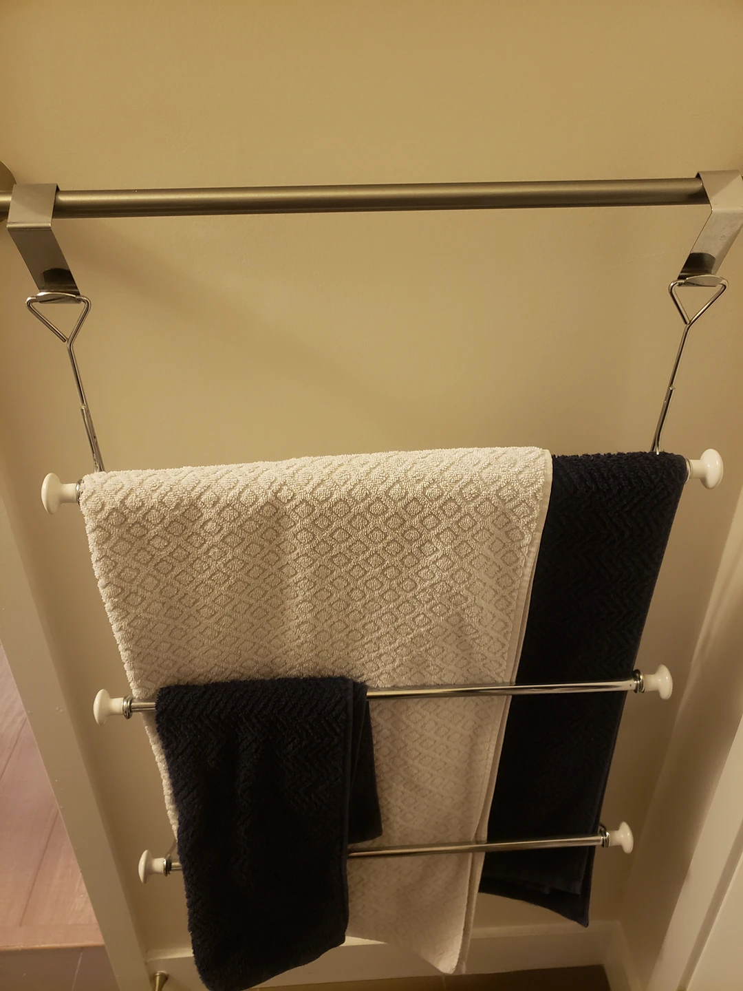 Umbra Over-the-door Towel Rack - $15 thumbnail