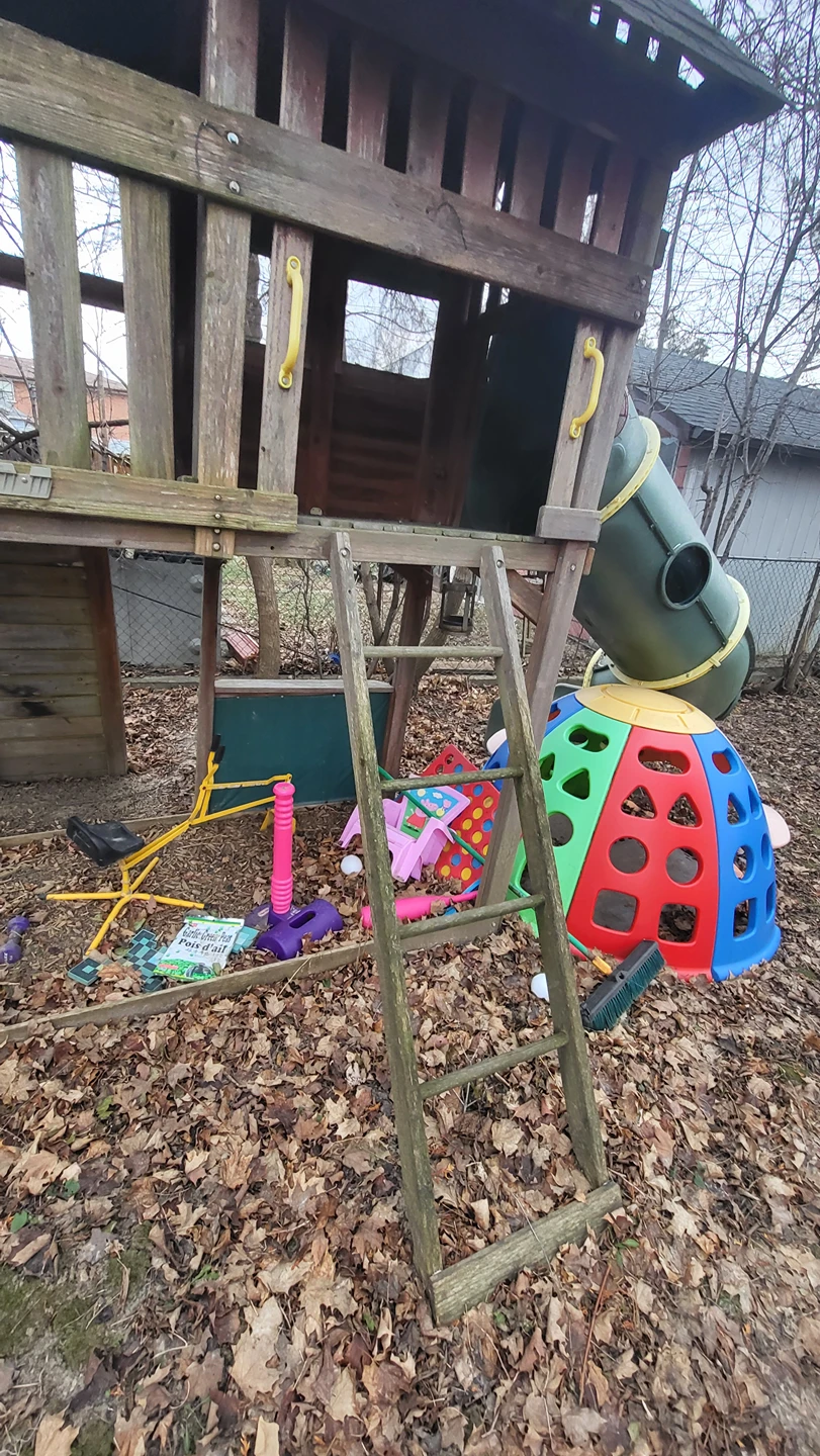 play house / play structure - photo 3