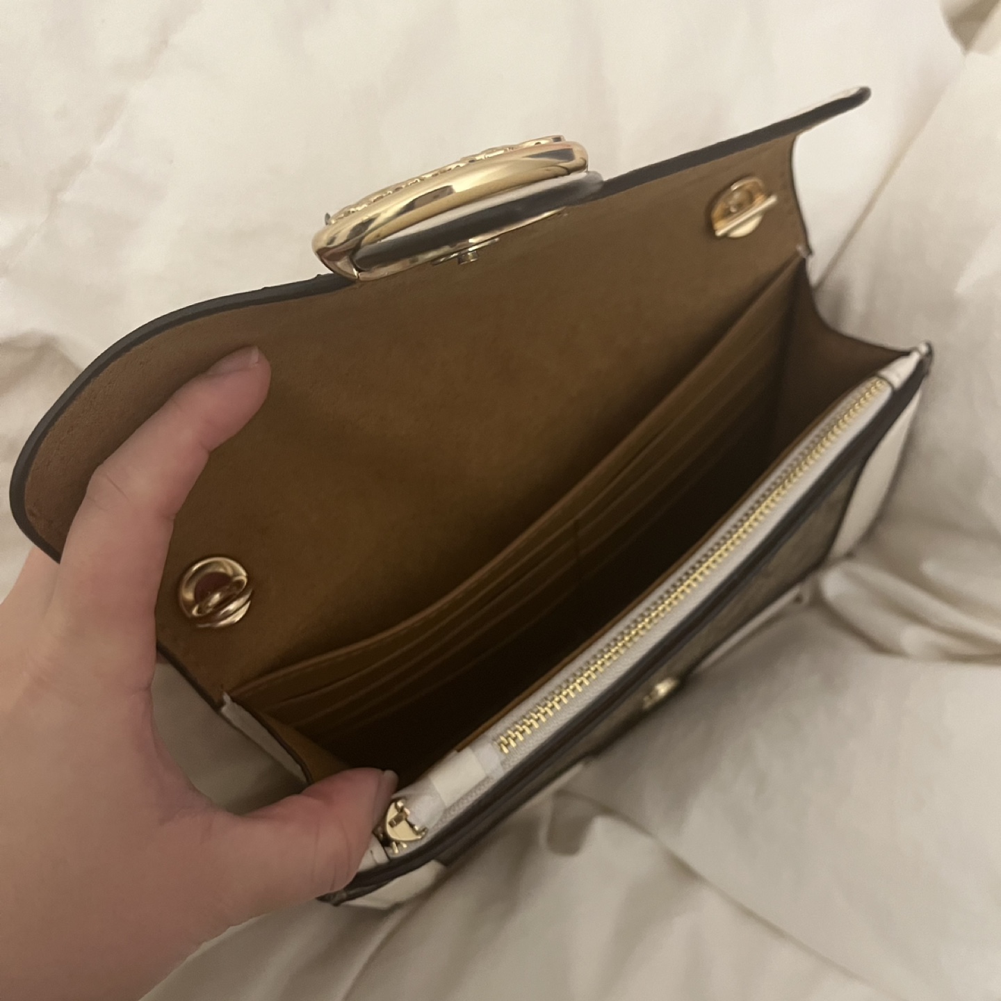 Coach mini bag / woc image indicator(2)