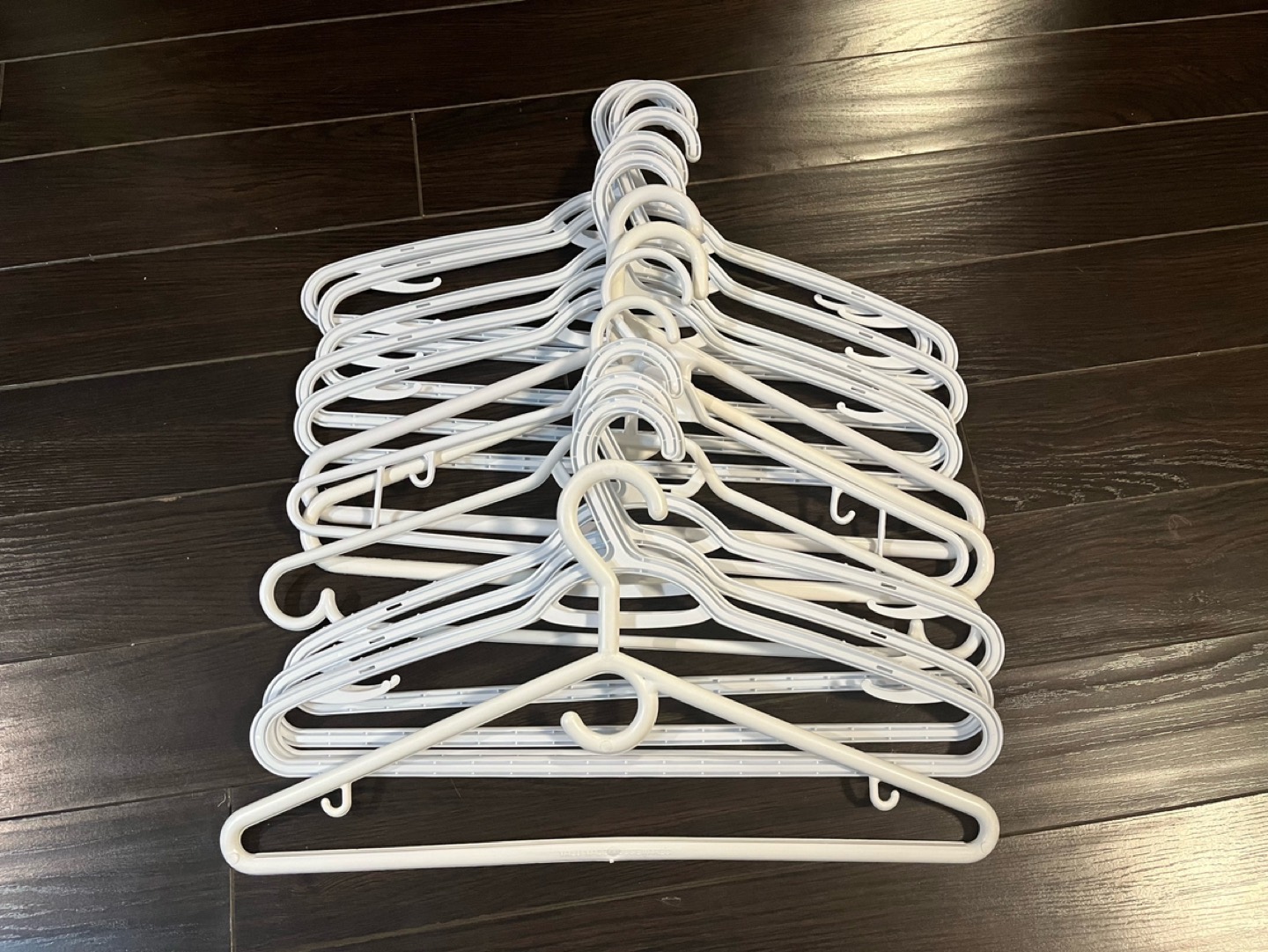 White, plastic hangers thumbnail