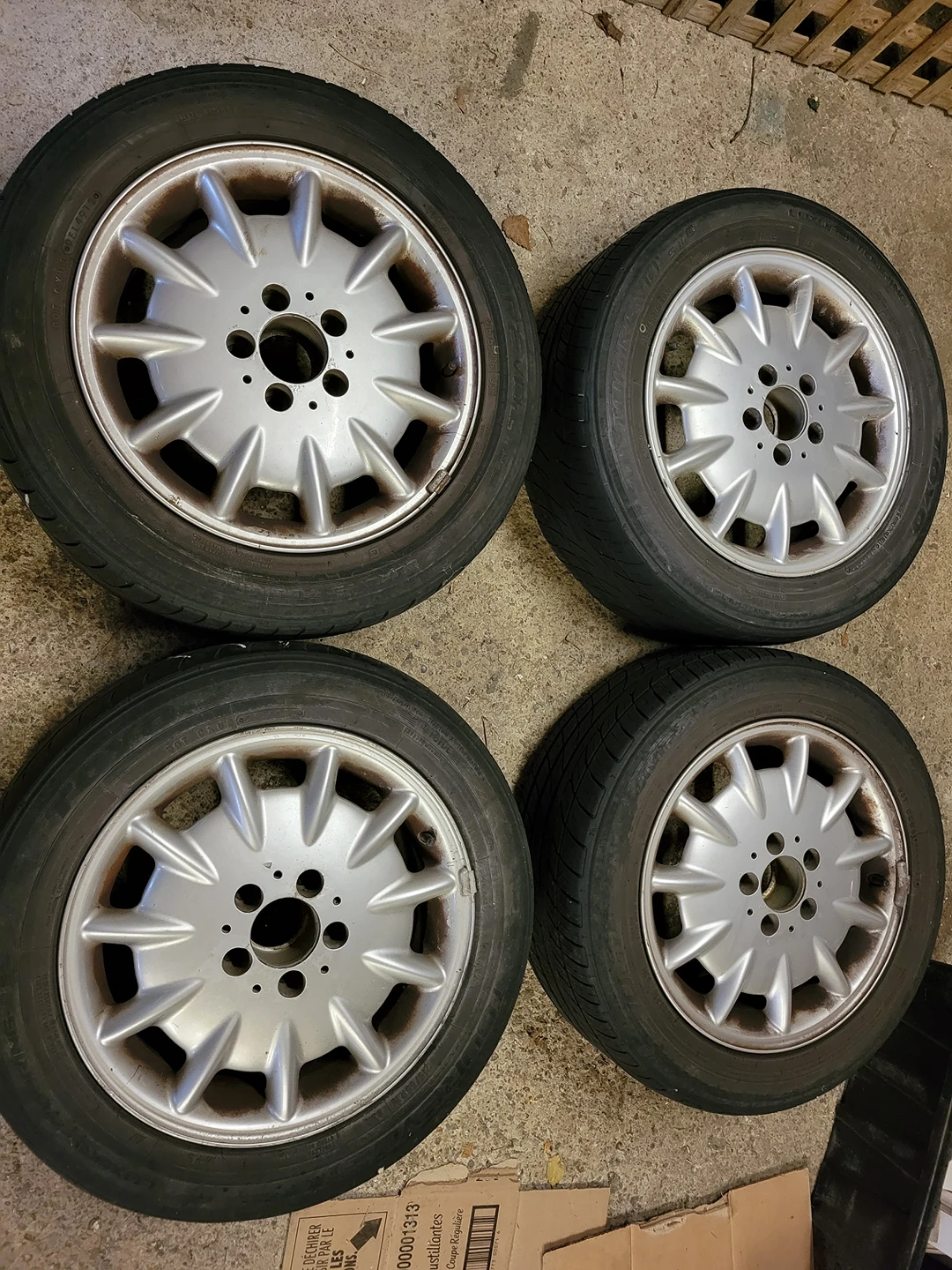 Mercedes OEM 16 Inch Aluminum Rims – 215/55/R16 thumbnail