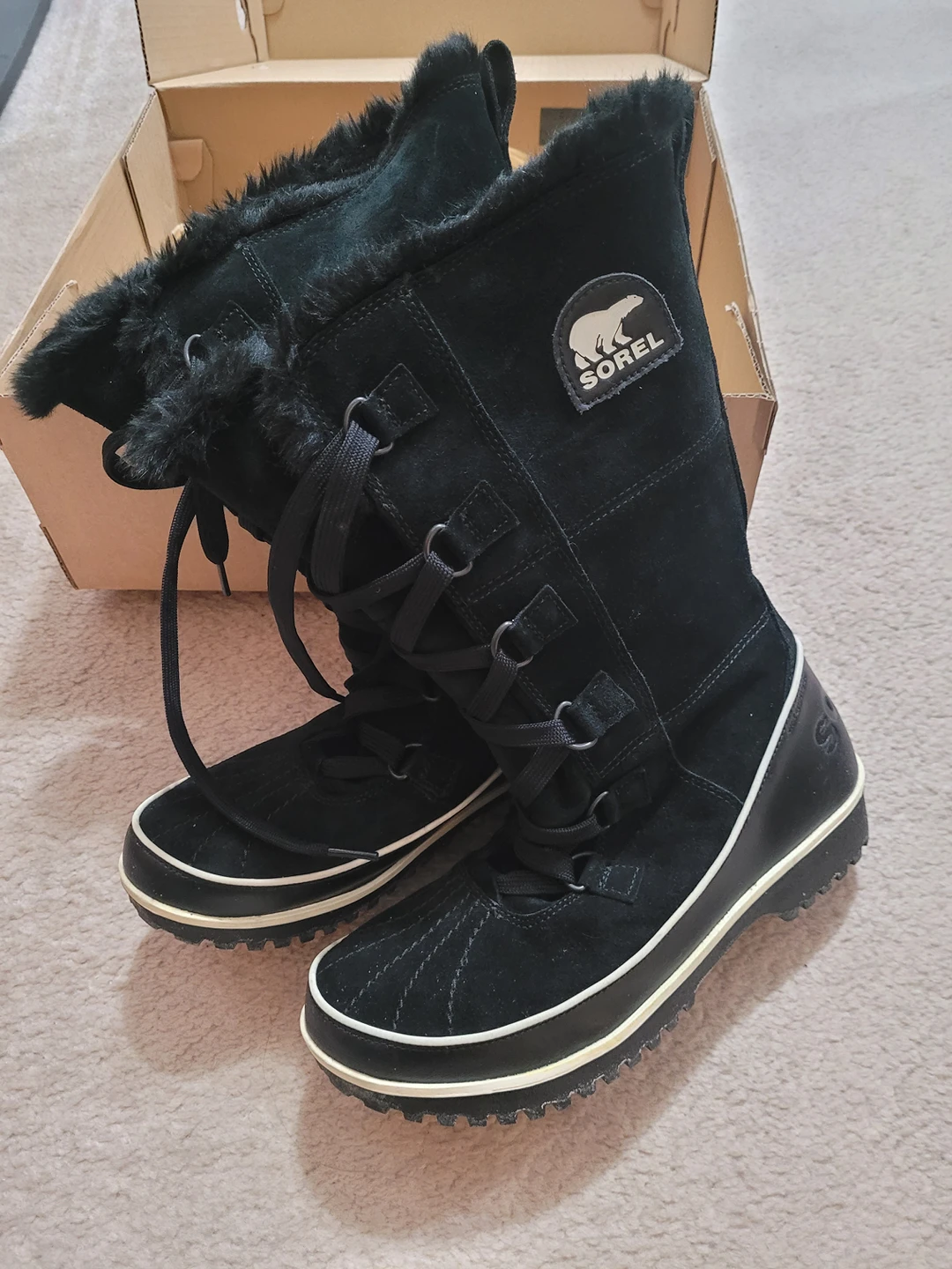 Sorel Tivoil High II (size 9)