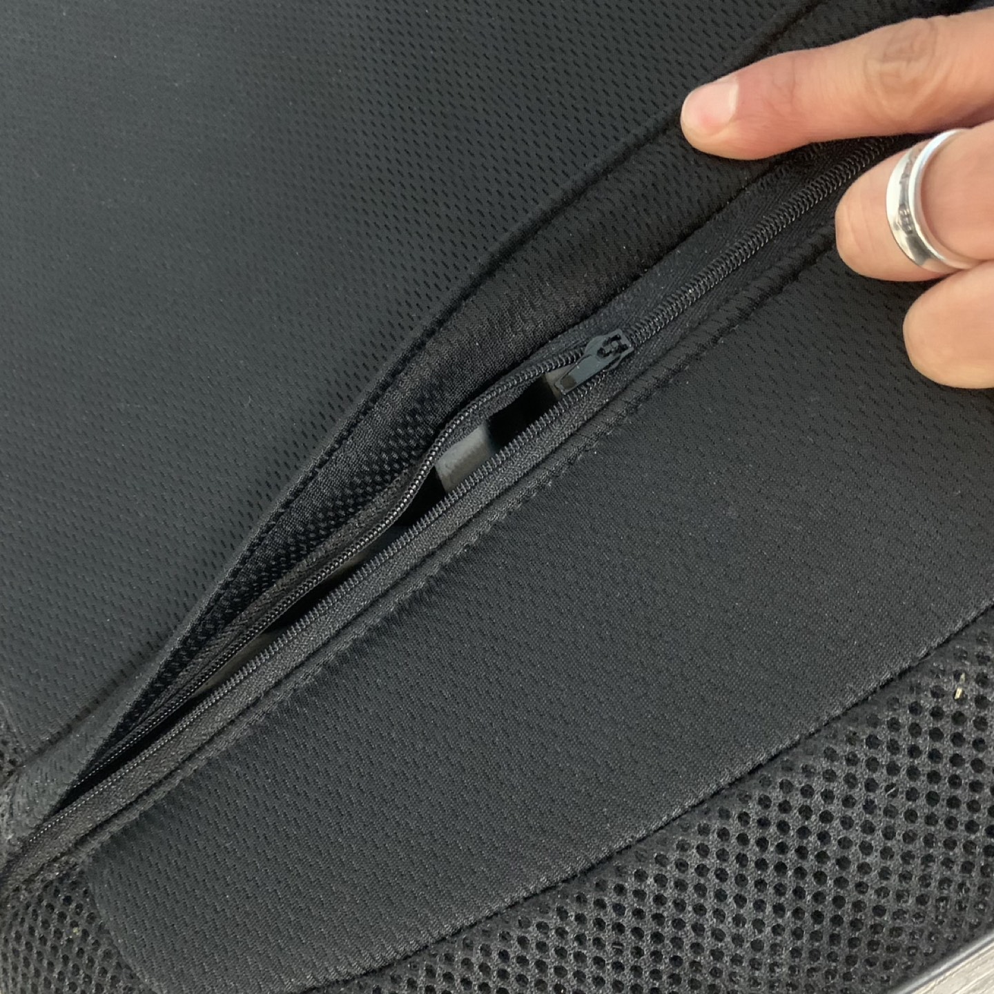 Obusforme Ergonomic Office Seat Cushion #freecycle image indicator(6)