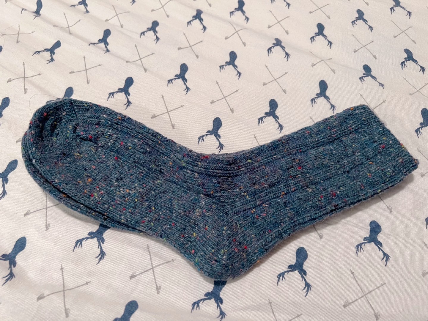 Women Wool Blend Socks with colourful dots NEW image indicator(2)