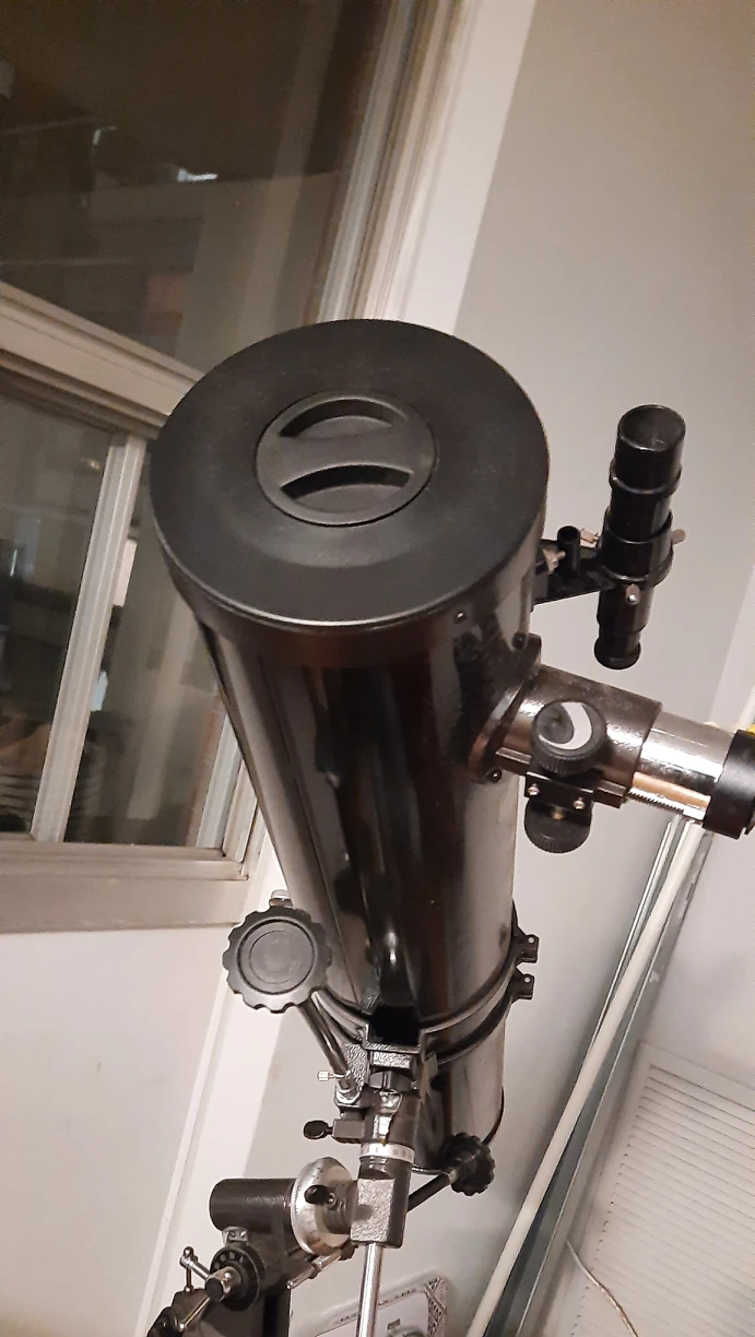 Pre-loved telescope available for sale! - photo 2