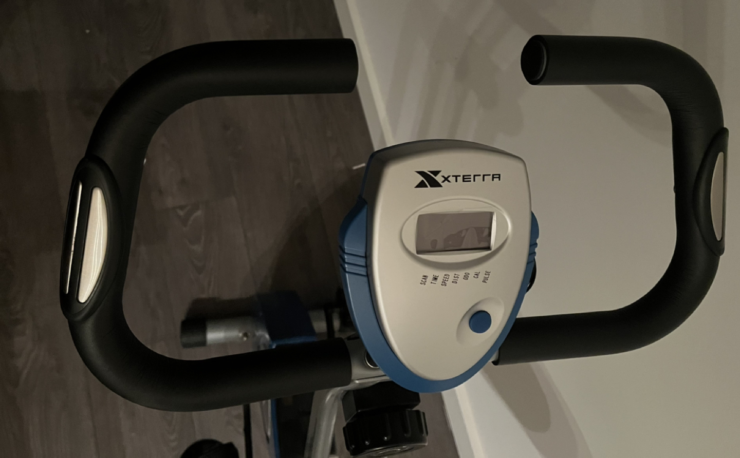Portable Xterra Stationary Gym Exercise Bike - photo 2