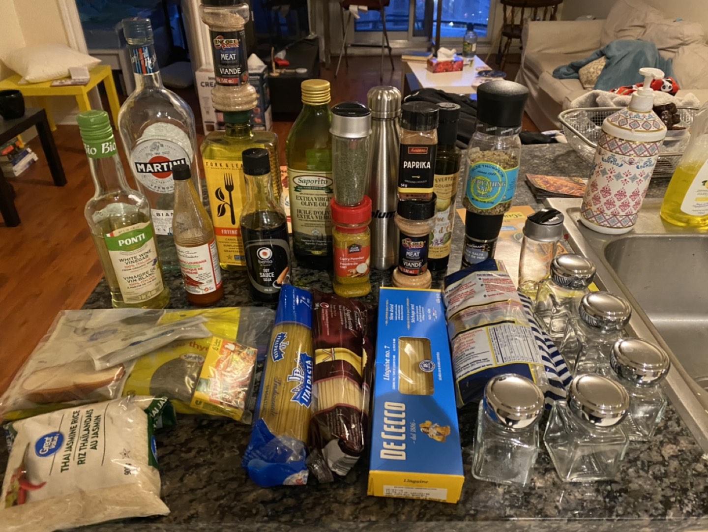 Spices and jars image indicator(2)