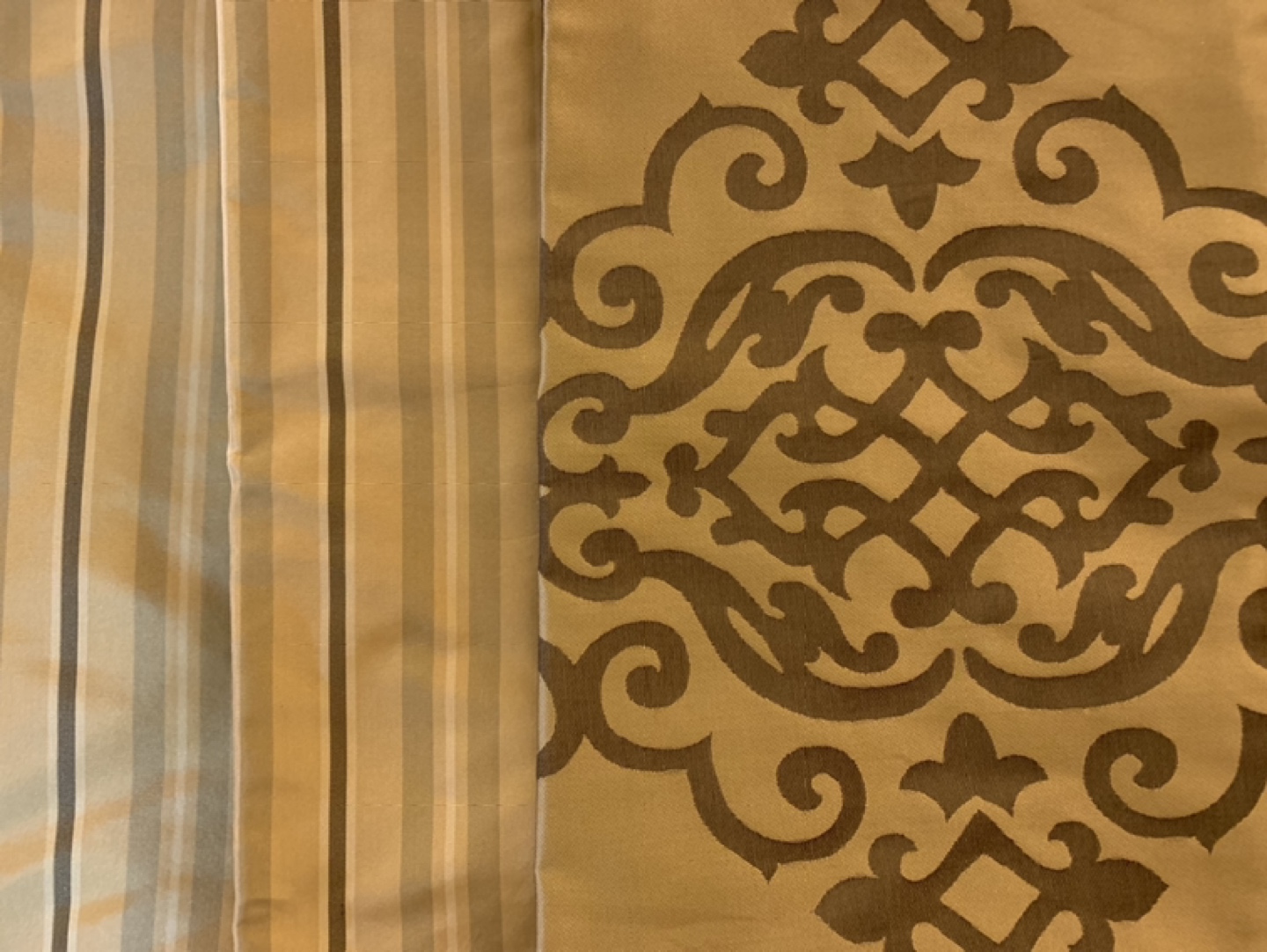 Restoration Hardware silk cover cushion - photo 4