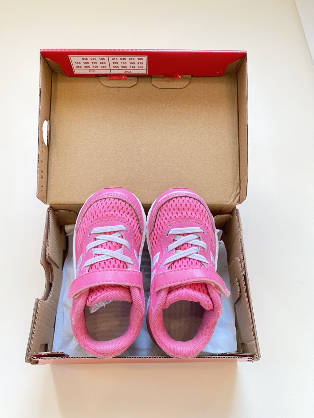 New Balance Toddler Shoes (5.5) - photo 3
