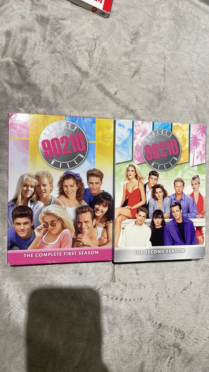 DVD’s Movies & Shows! Sex and the City, 90210, I Love Lucy.. image indicator(3)