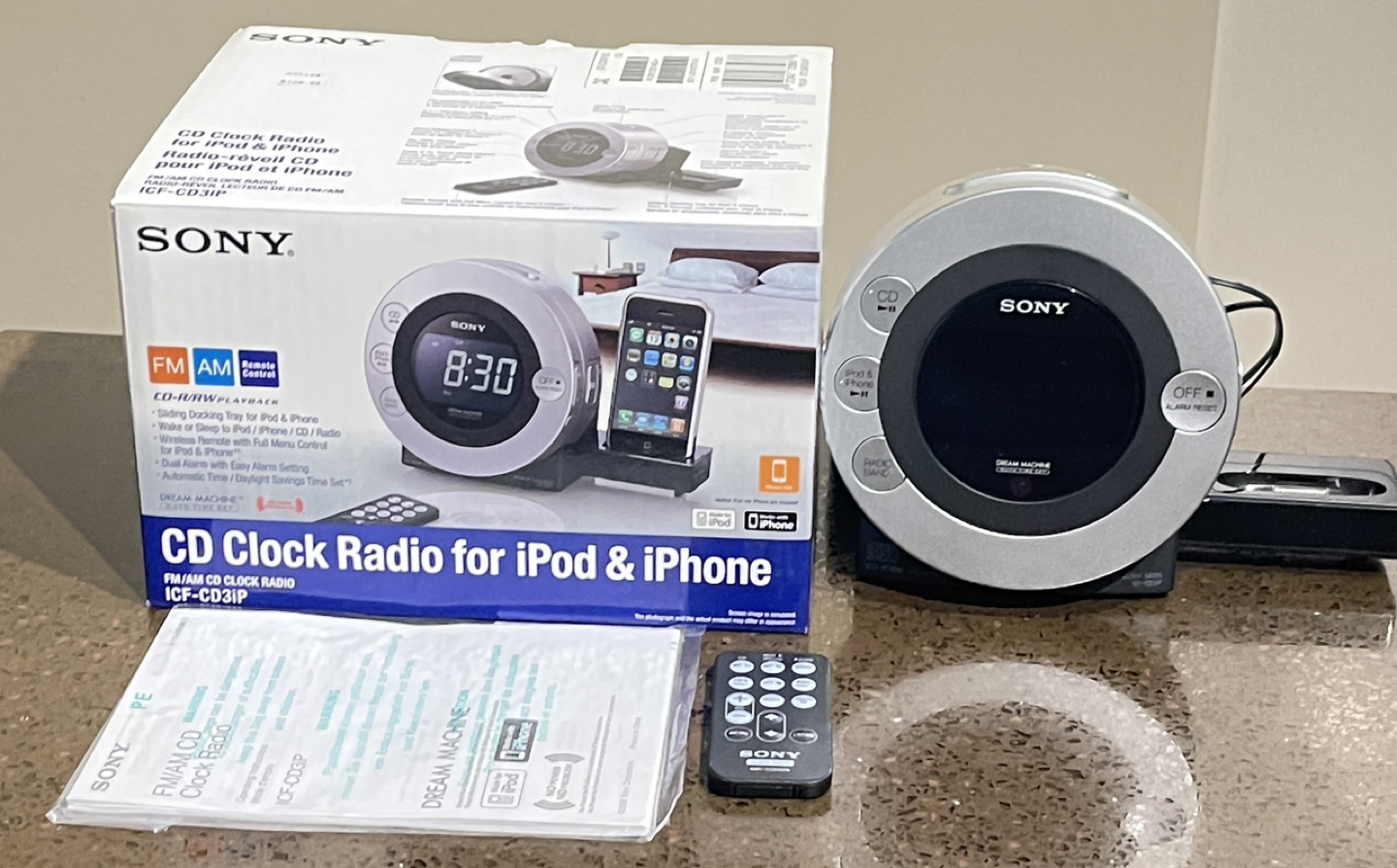 SONY CD CLOCK RADIO for iPod and iPhone thumbnail