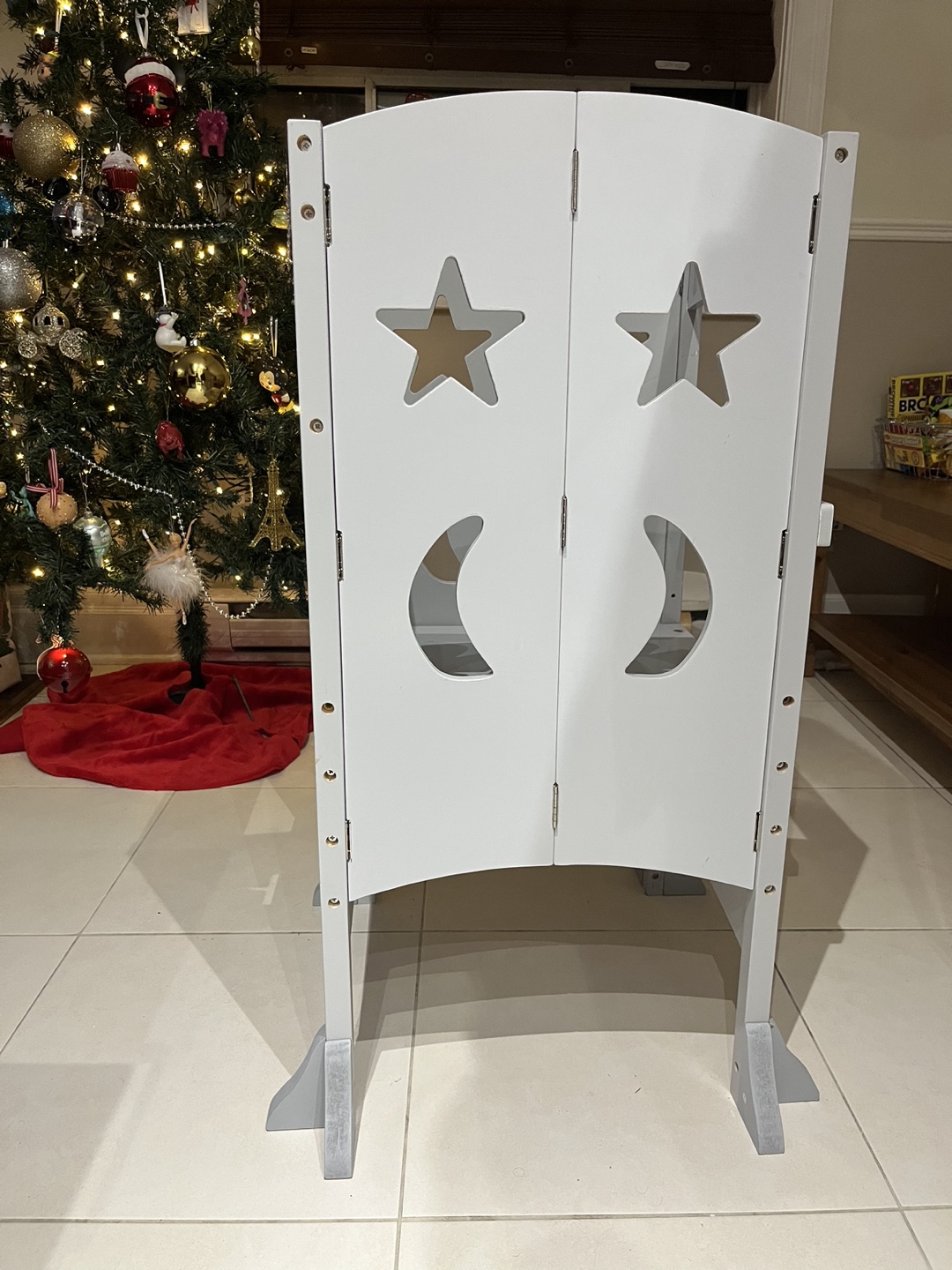 Helper station for toddlers - photo 2