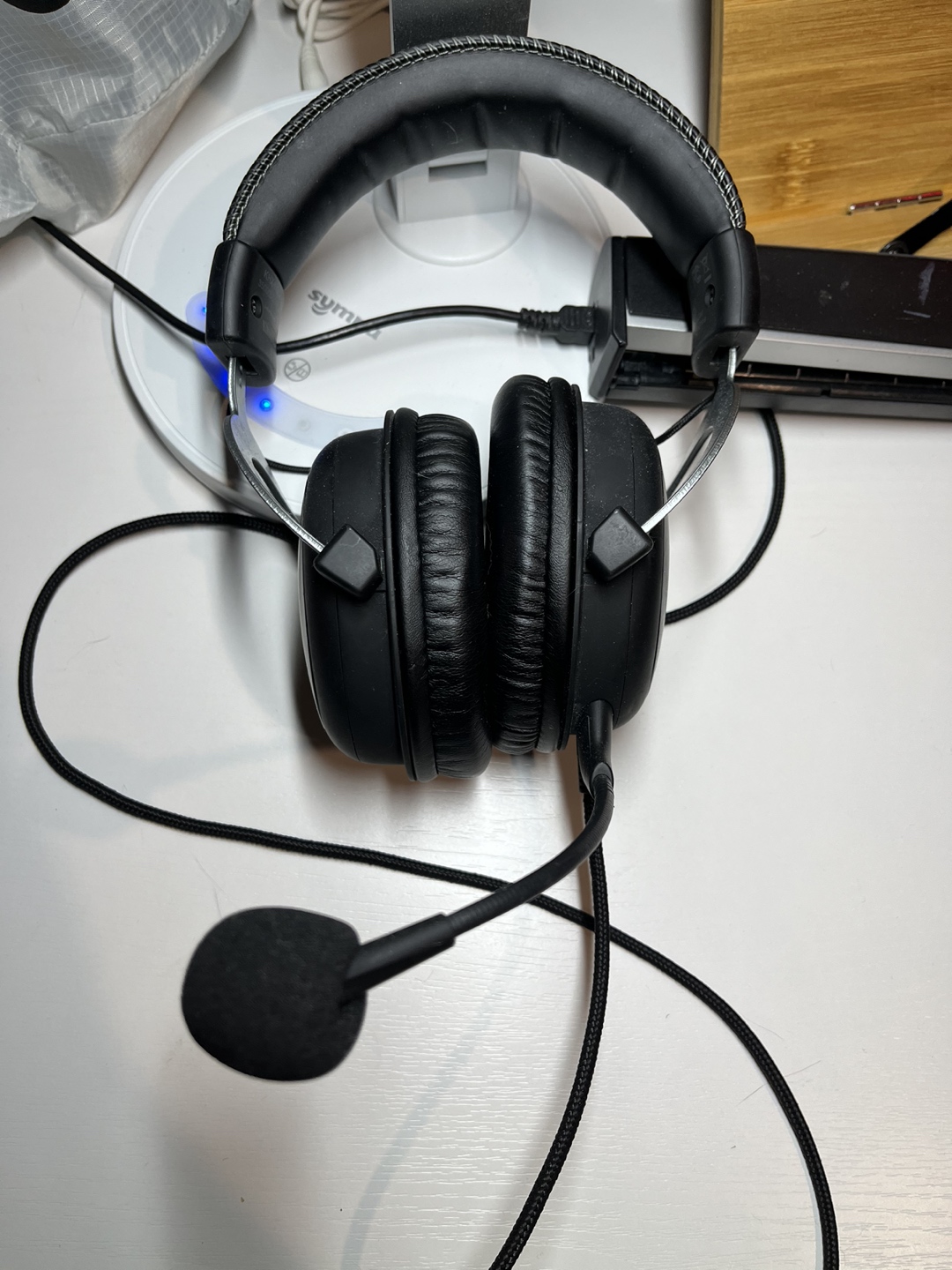 HyperX Cloud 2 Gaming Headset thumbnail