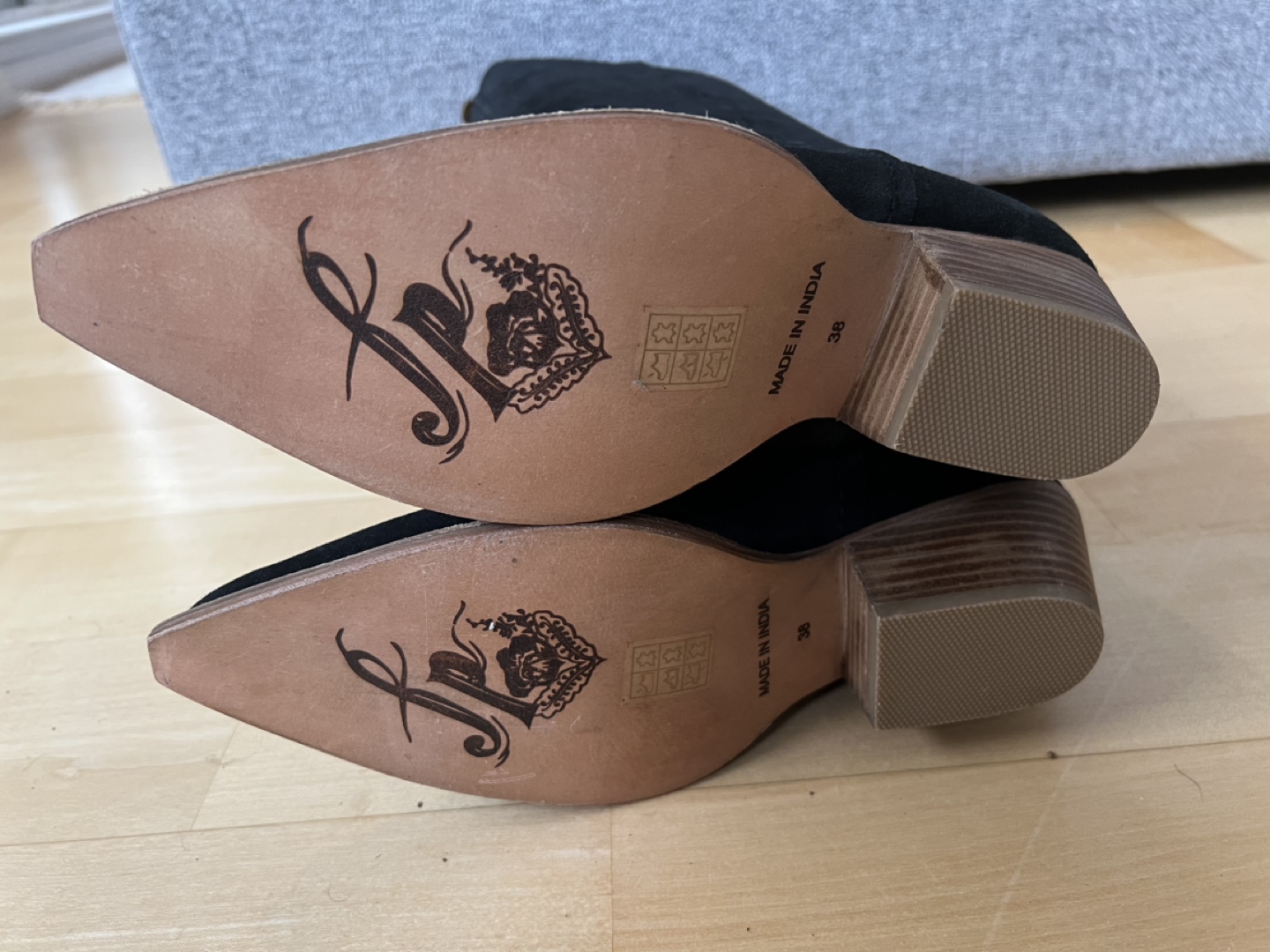 BRAND NEW Free People “Sway Low” slouch suede cowboy boots - photo 4