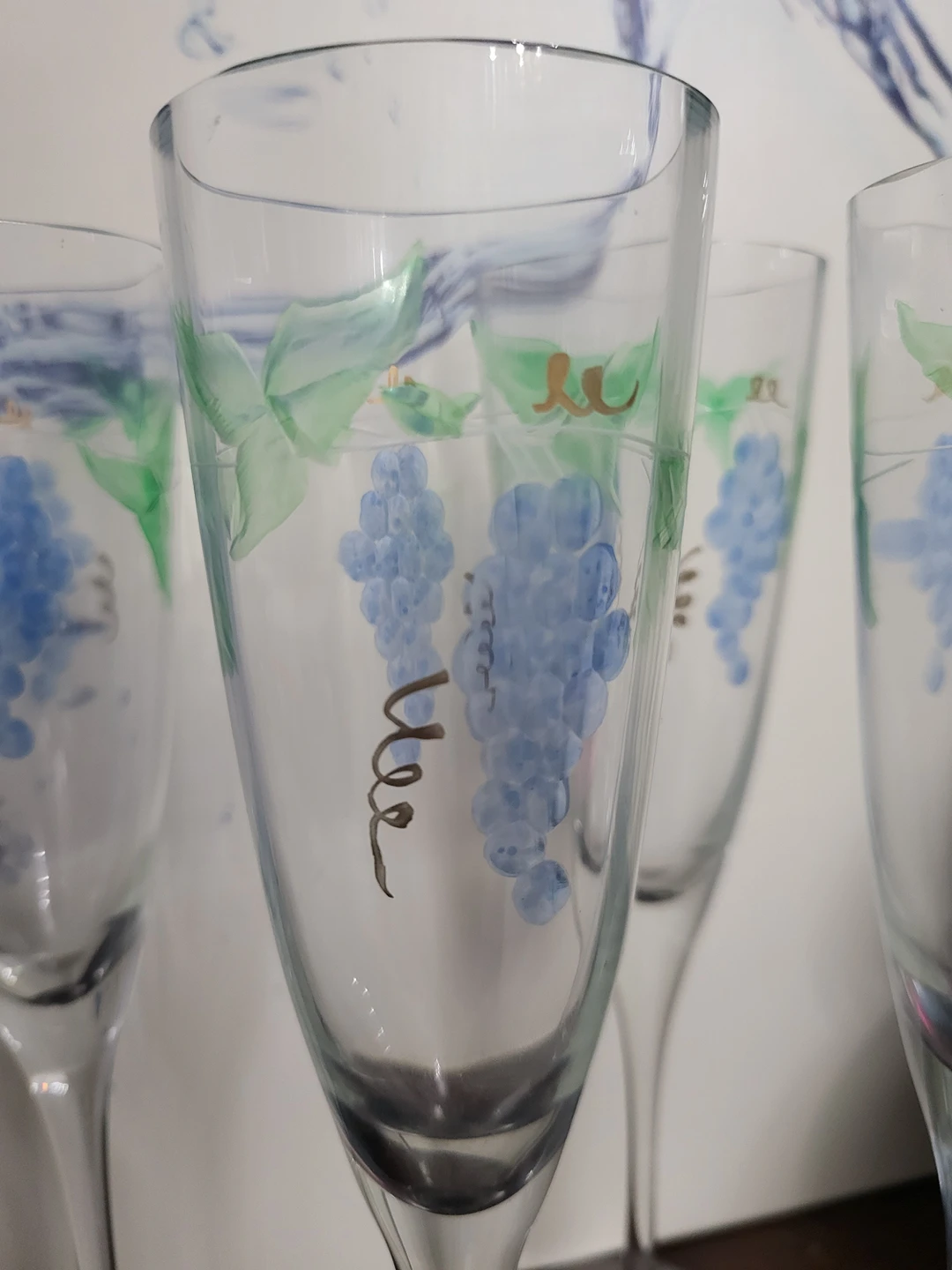 4 delicate handpainted fluted stem champagne glasses image indicator(3)