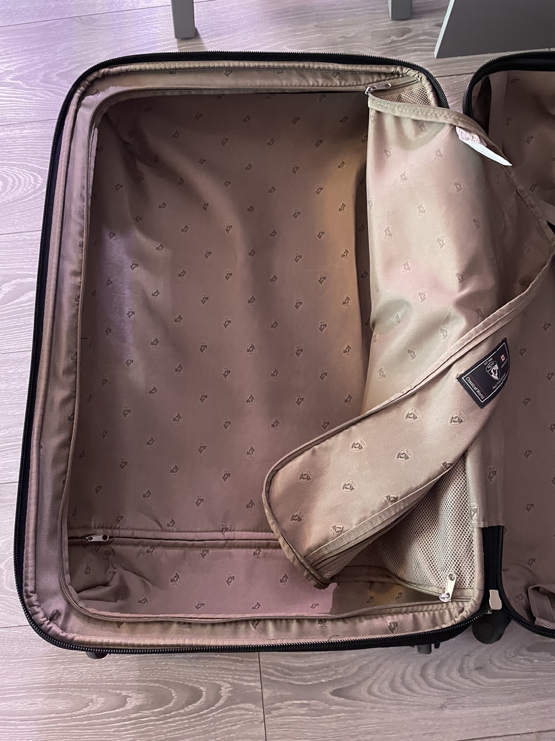 Heys Classical World Map 29” Luggage - photo 4