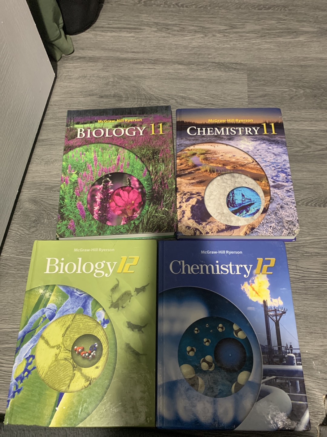 11/12 HIGH SCHOOL SCIENCE TEXTBOOKS (MCGRAW-HILL RYERSON)