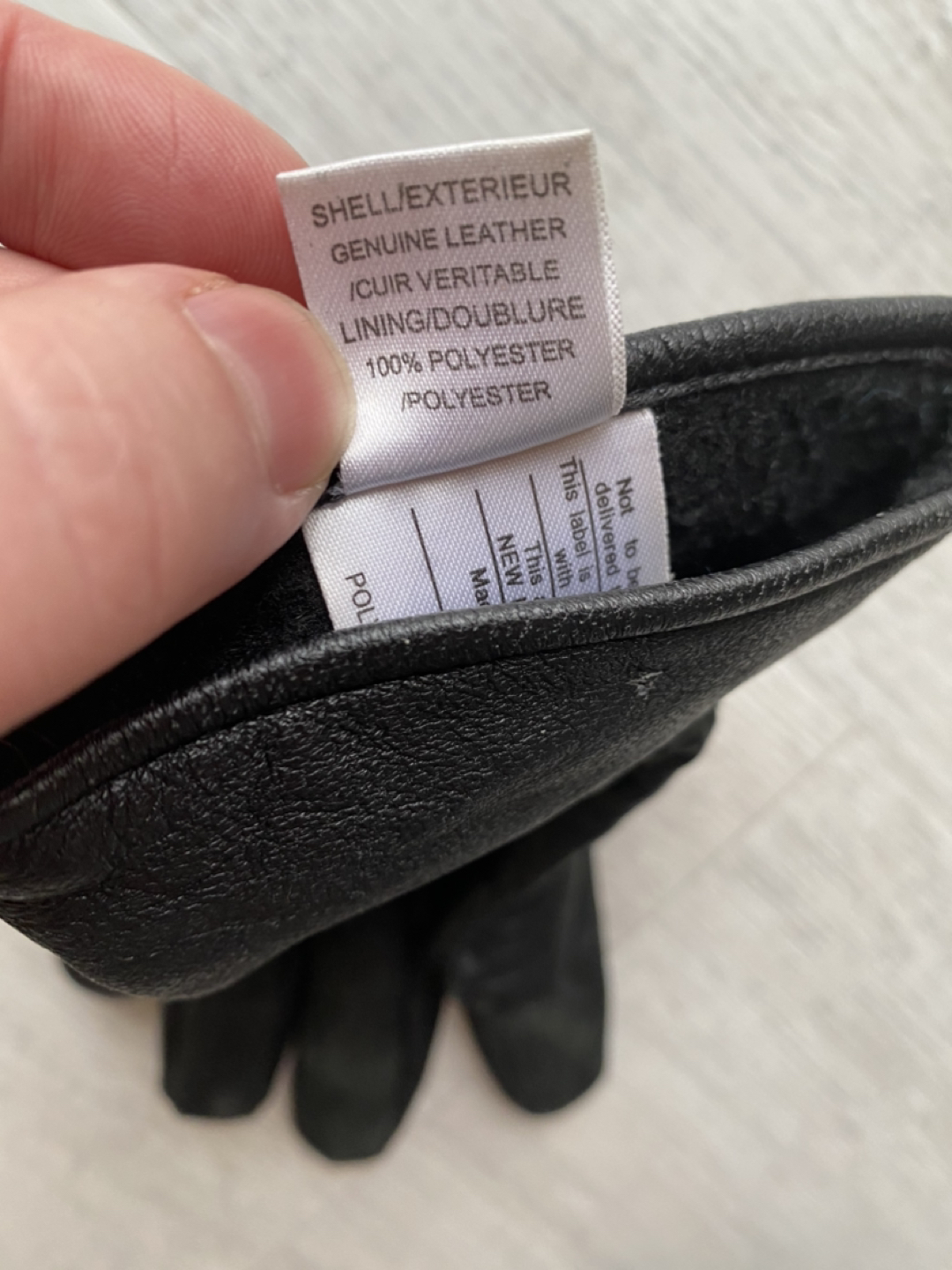 Women’s leather gloves image indicator(3)