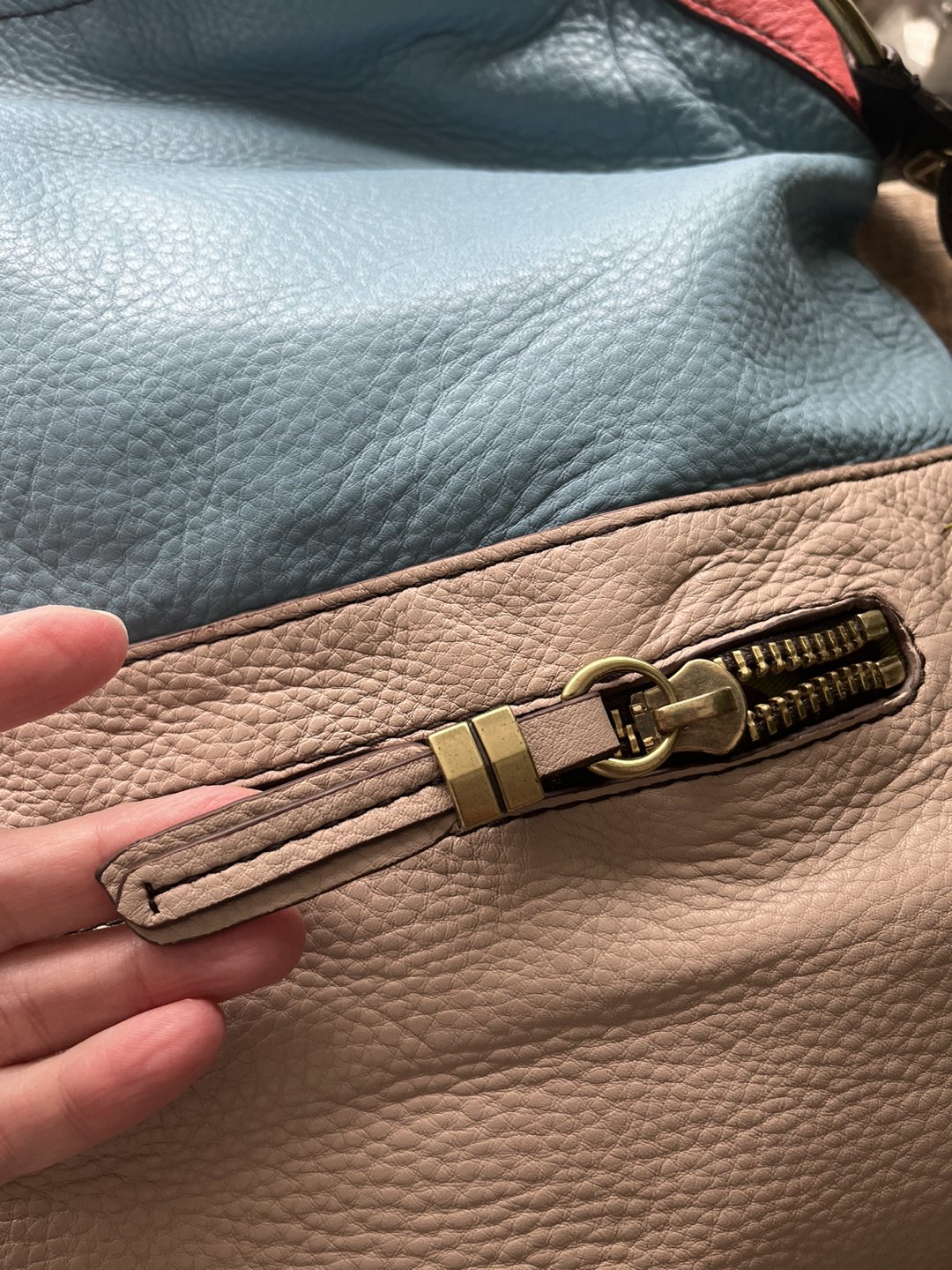 Leather crossbody bag - photo 4