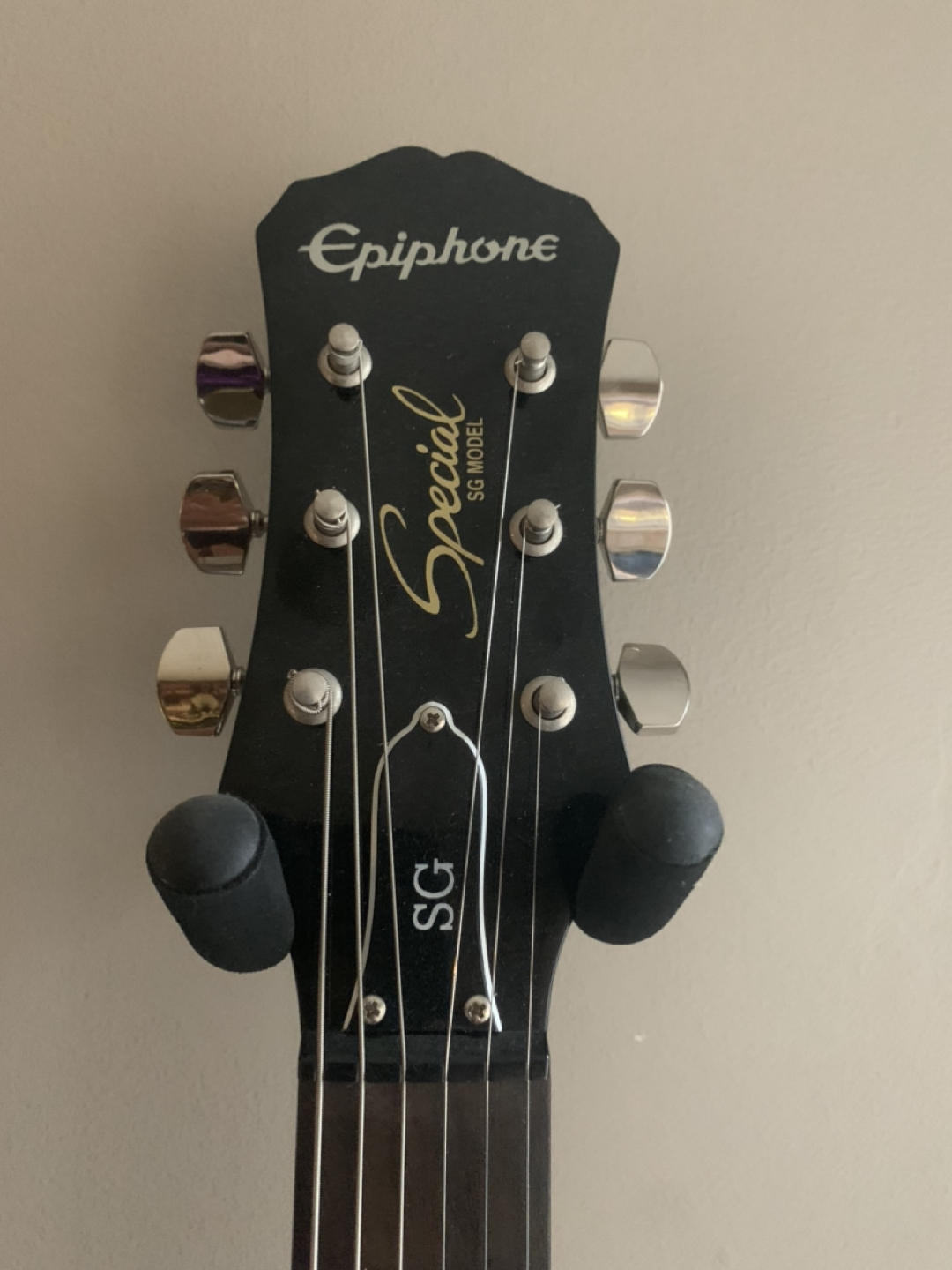 Epiphone - Special SG Guitar - photo 2
