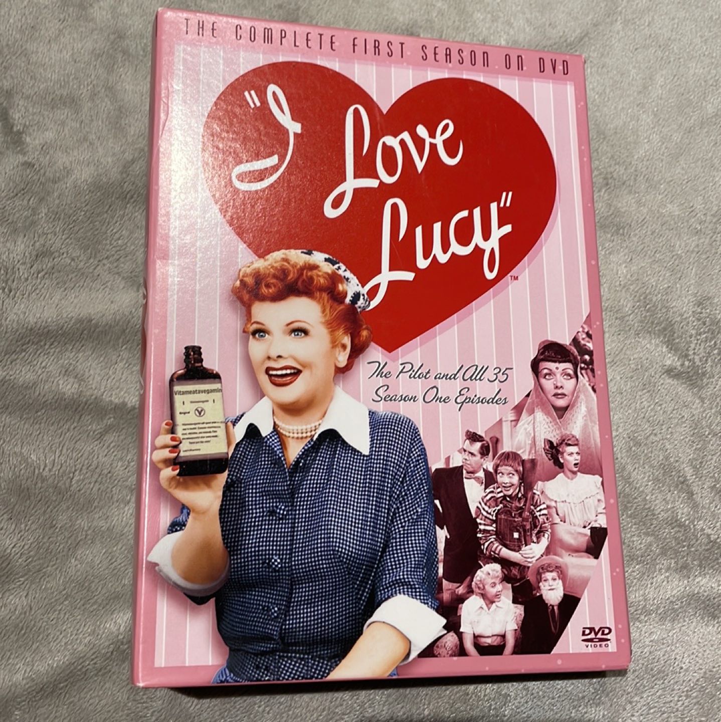 *DVD SALE!* Married with Children, I Love Lucy, Reboot, 90210.. image indicator(7)