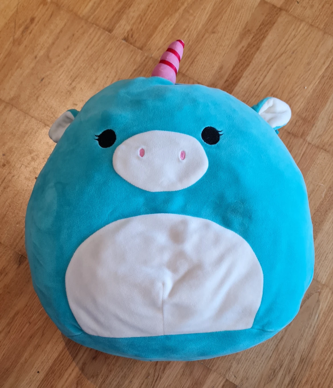Medium Unicorn Squishmallow thumbnail