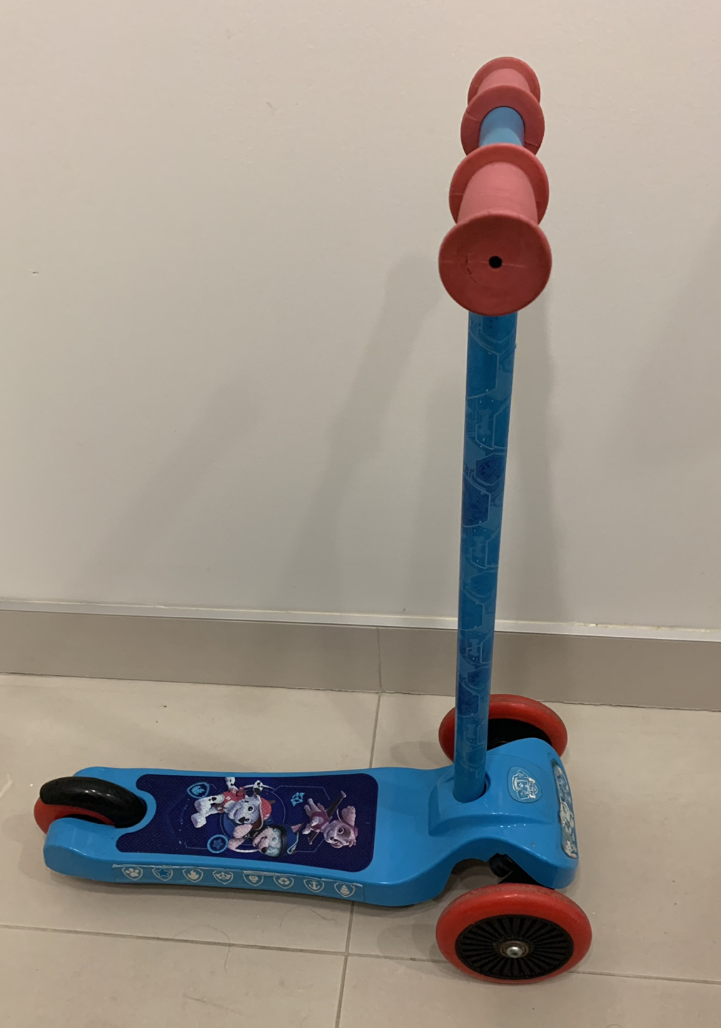 Free Kids scooter