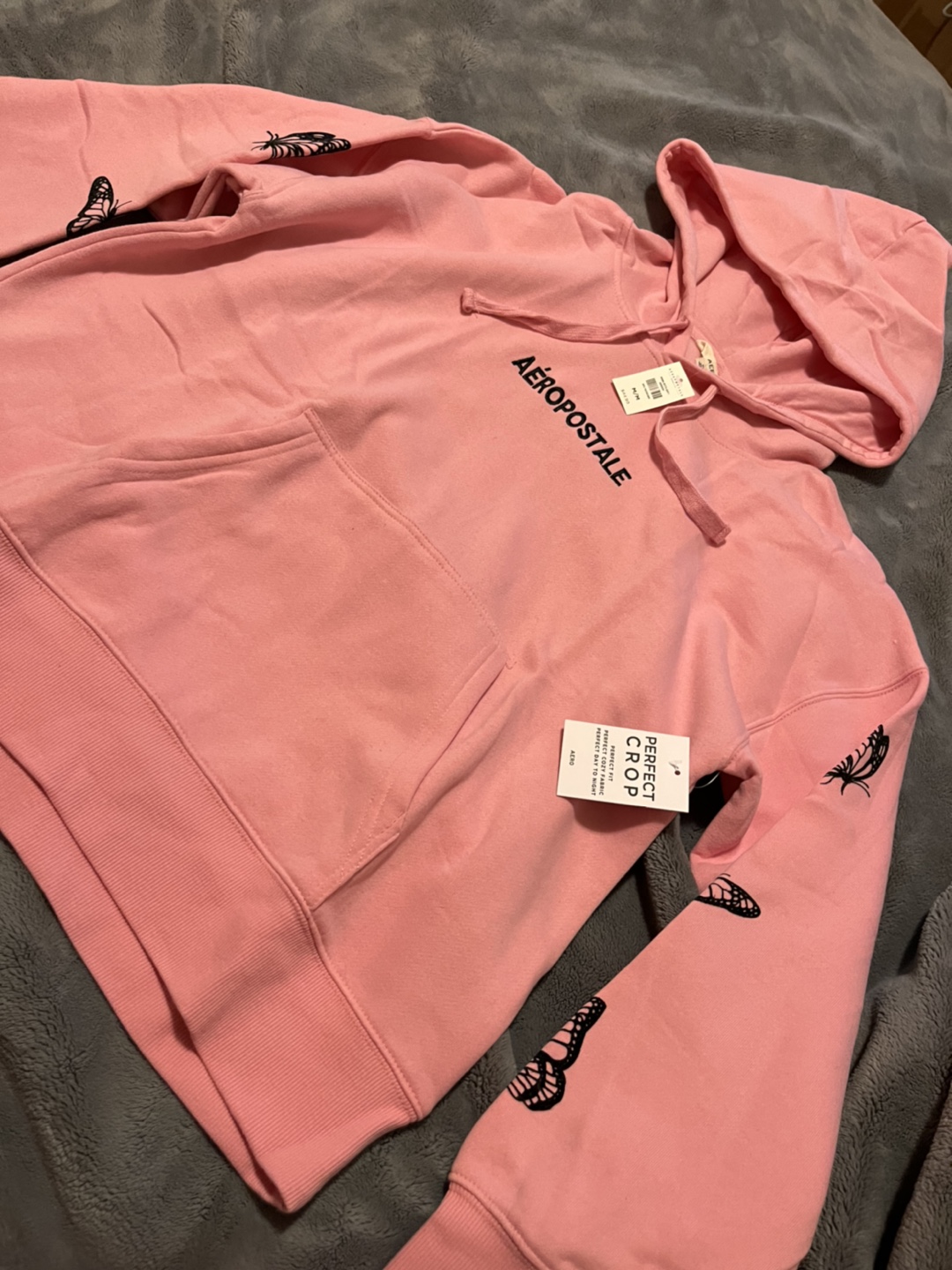 Aeropostale Medium image indicator(4)