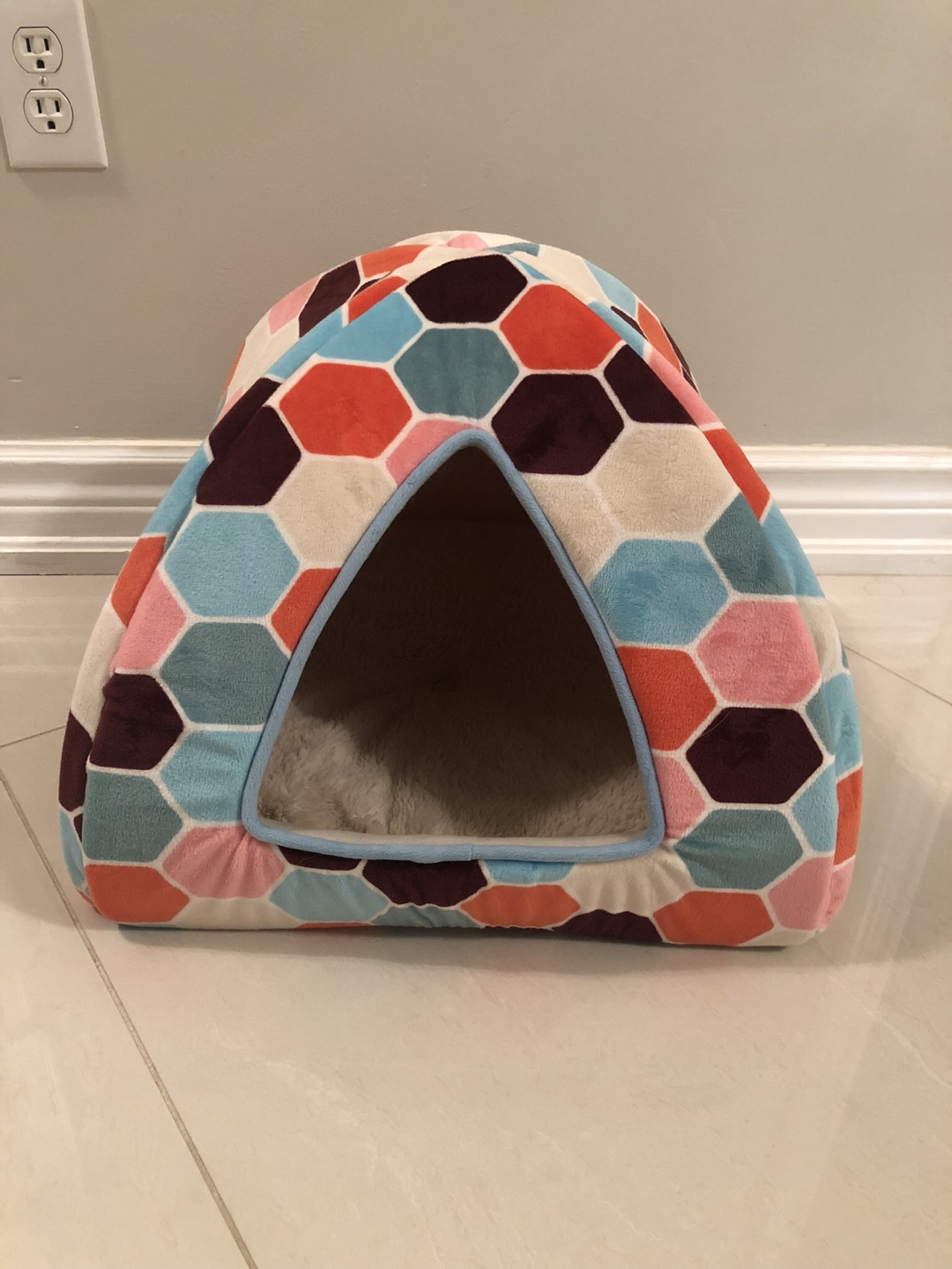 Pet bed thumbnail