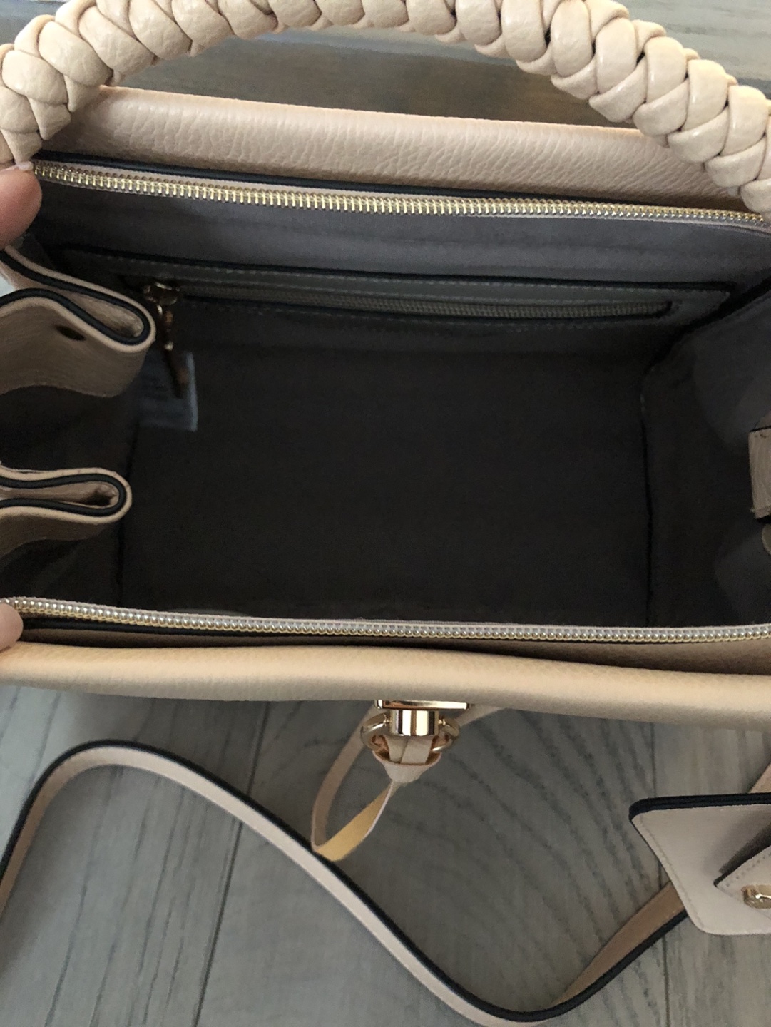 Poppy & Peonies Handbag image indicator(4)