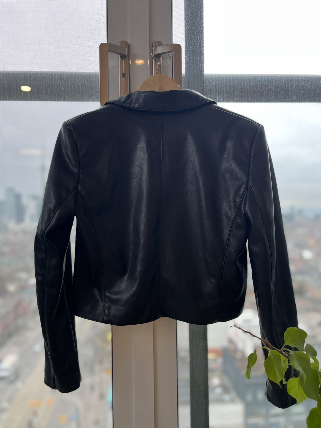 Black Cropped Leather Blazer - photo 3