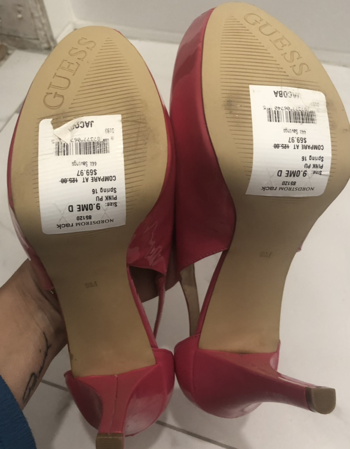 Guess Fuchsia shoes image indicator(4)