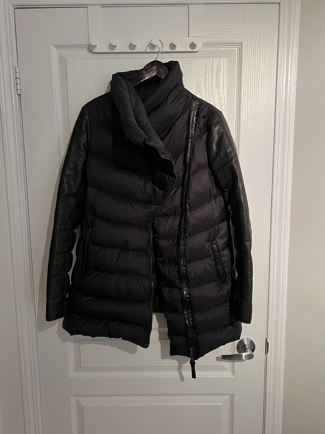 Mackage convertible down jacket with leather trim - photo 2