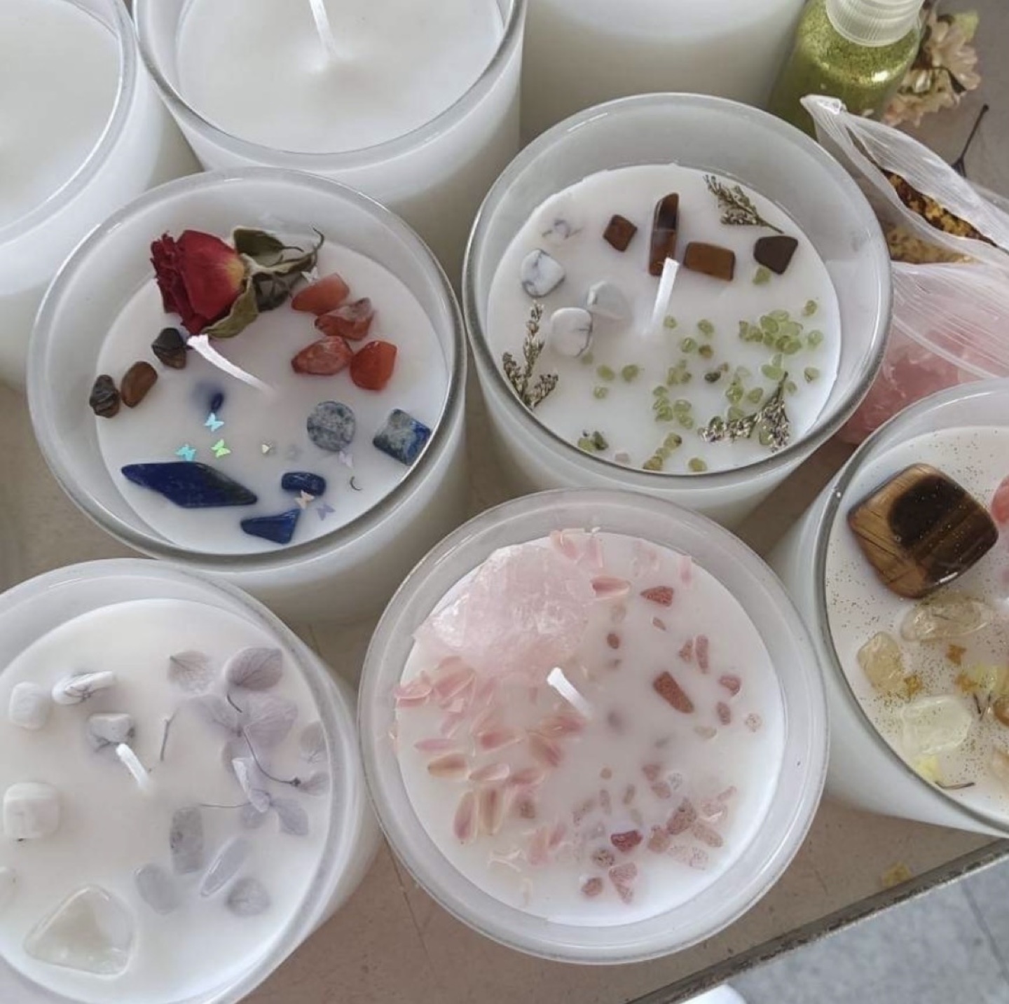Soy wax candles with Crystal - photo 2