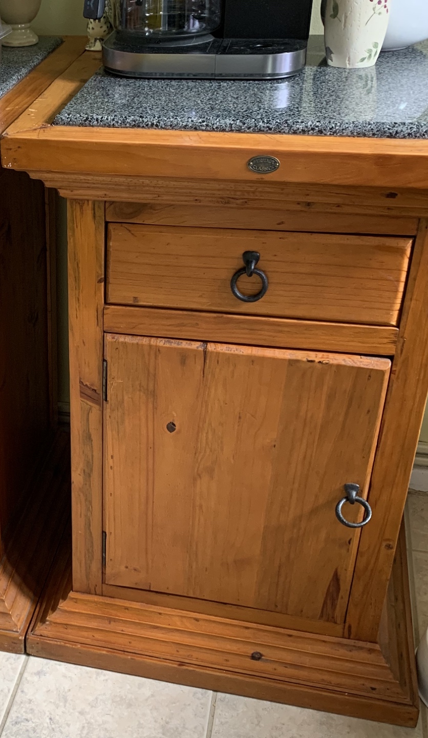 Kitchen island