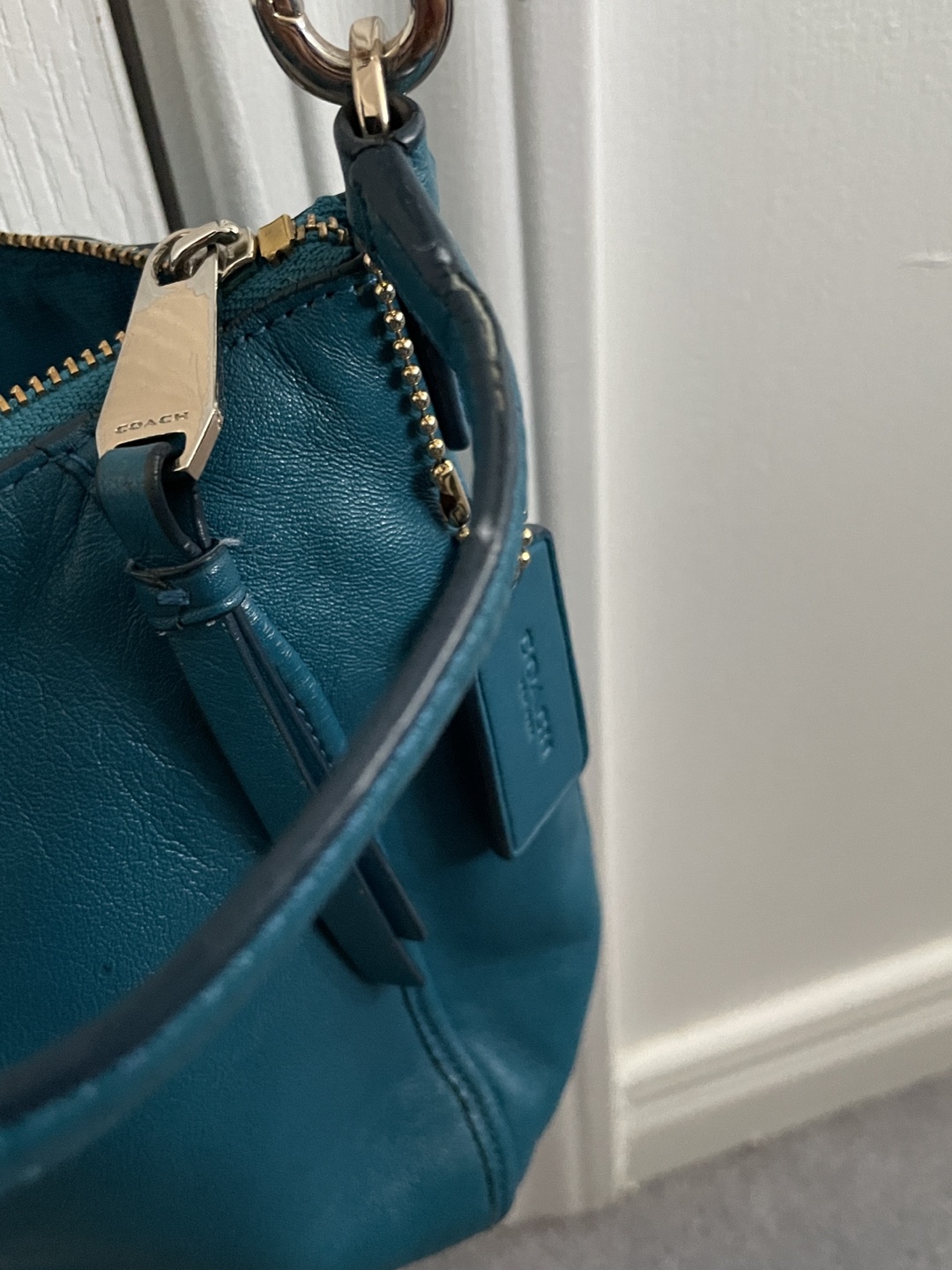 COACH teal leather crossbody - photo 4