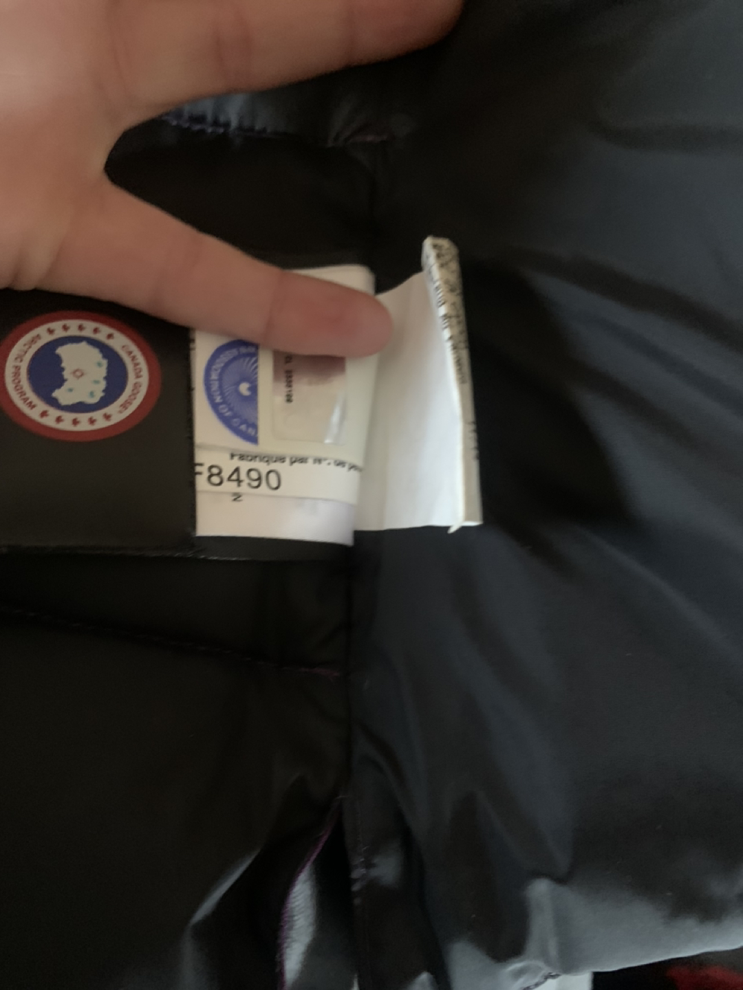 Canadian goose vest image indicator(3)